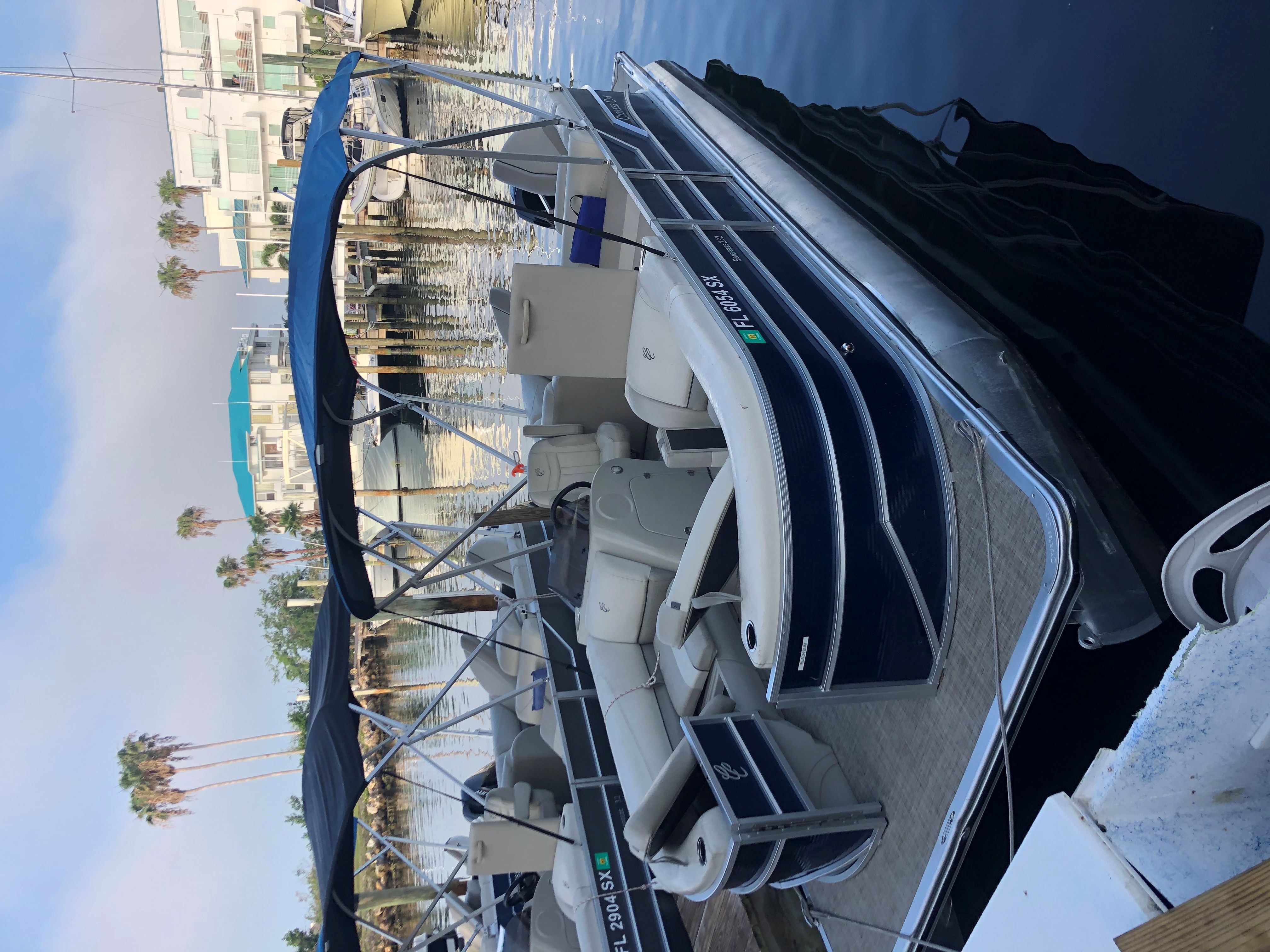 KNOT A WORRY (22 FT Pontoon 115 HP - Fishing or Cruising)