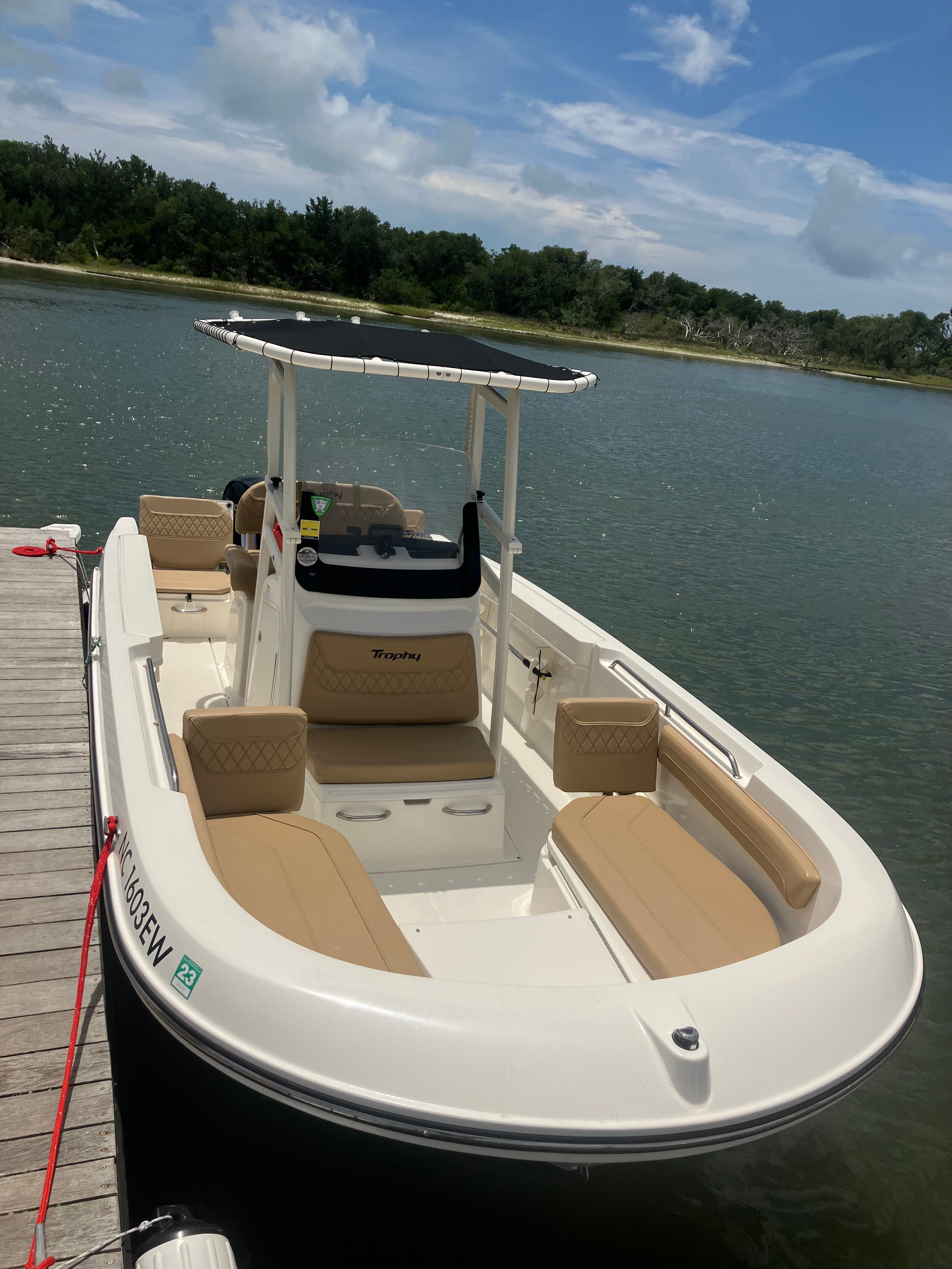 HARD KNOT LIFE (22FT Bayliner Trophy 22 Center Console - 150 HP~Fishing)