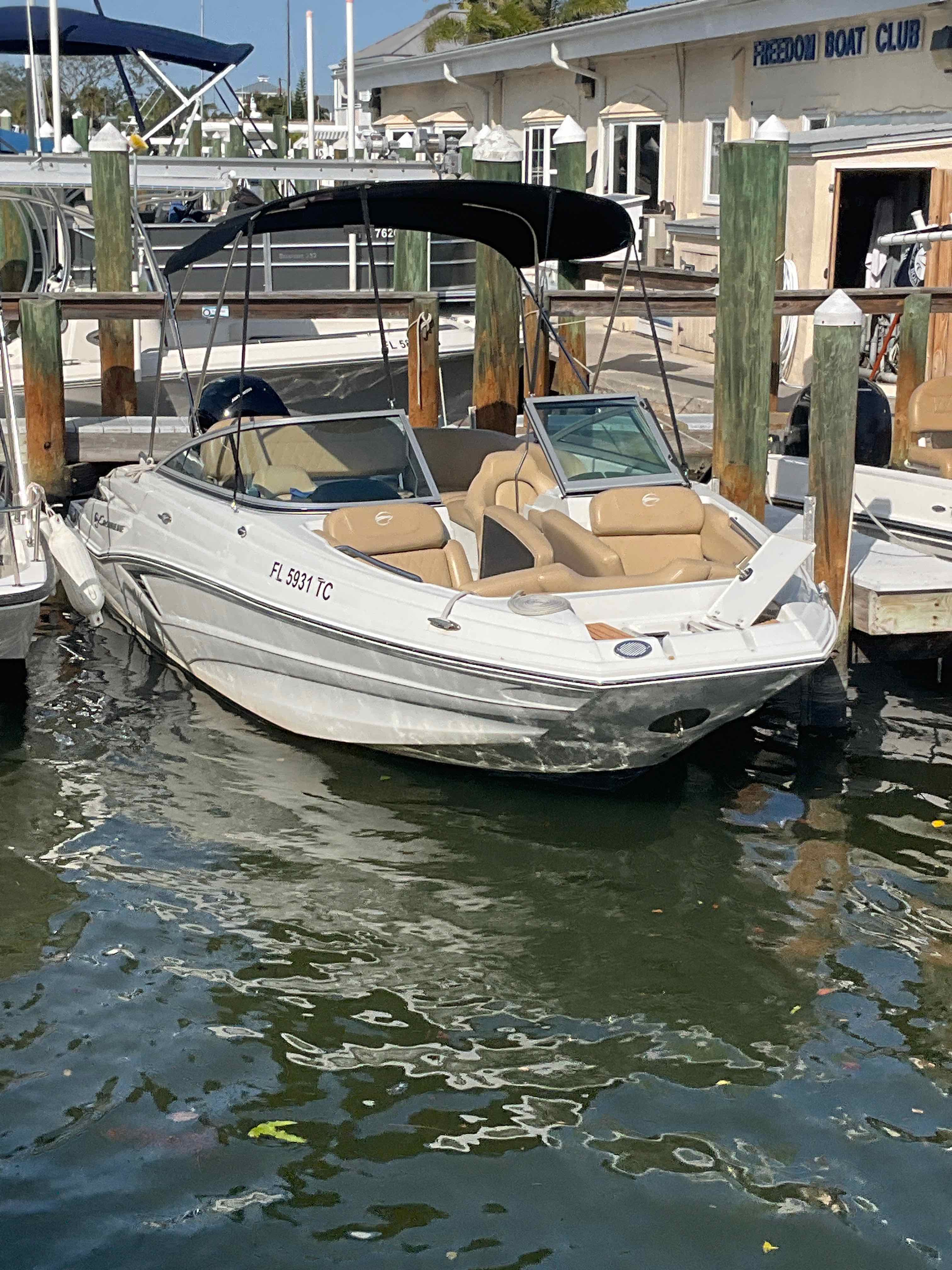 Holly Point Howler (CROWNLINE 21' Deck Boat 150 HP - Cruising)