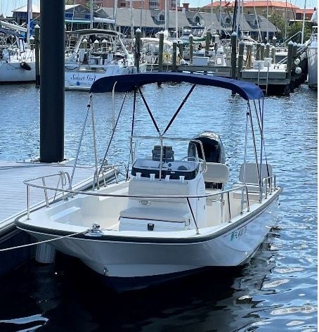 FINTASTIC (17' Center Console-Boston Whaler- 90 HP-Fishing)