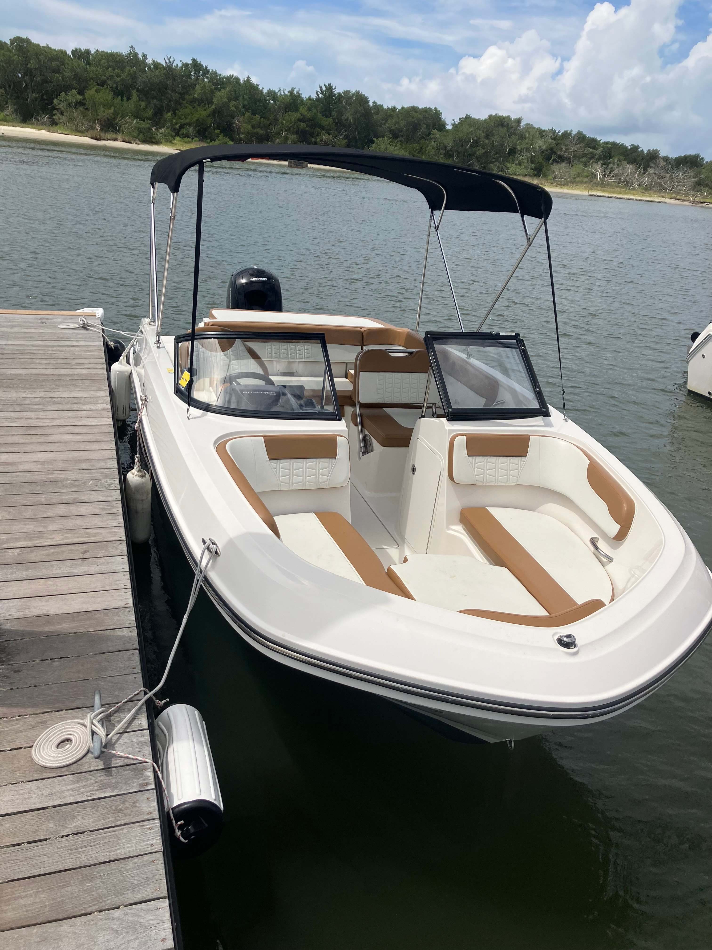 FIXIOUS (20' Bayliner Deck Boat 150 HP - Cruising)