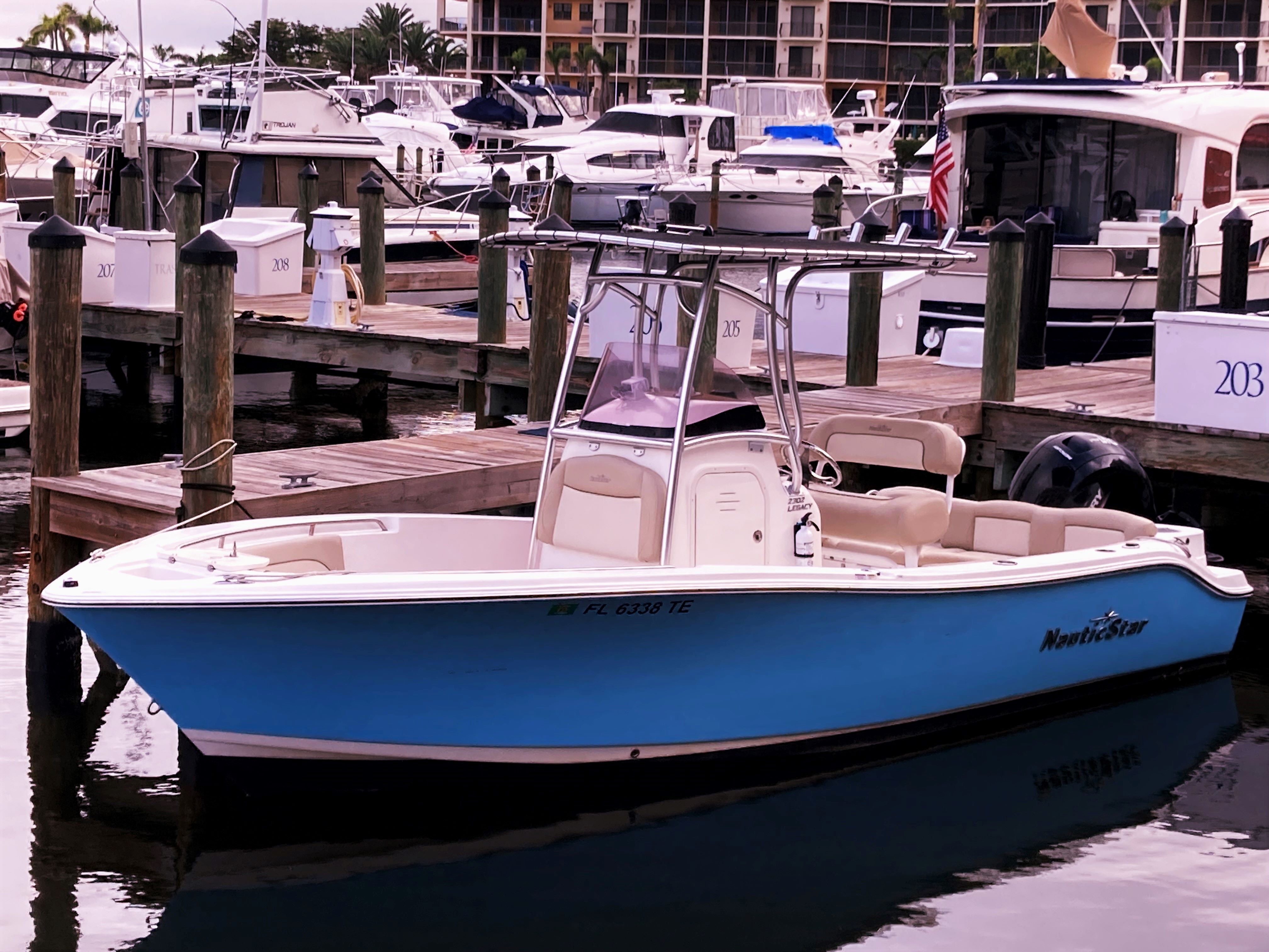 JUSTIN CREDIBLE (22' Offshore Center Console 150HP - fishing)
