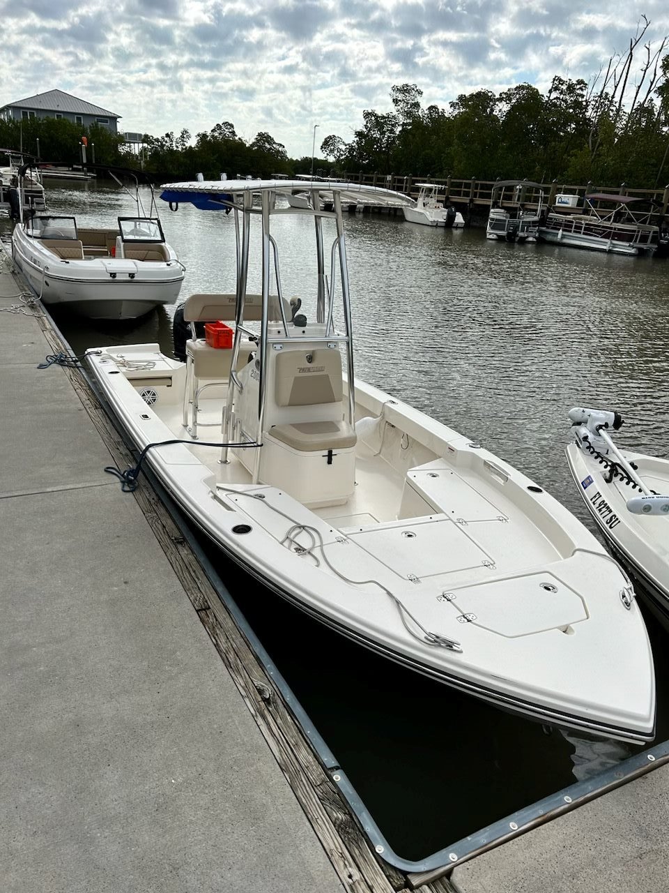 PEARL JAM (21FT Center Console Pathfinder 150 HP Fishing