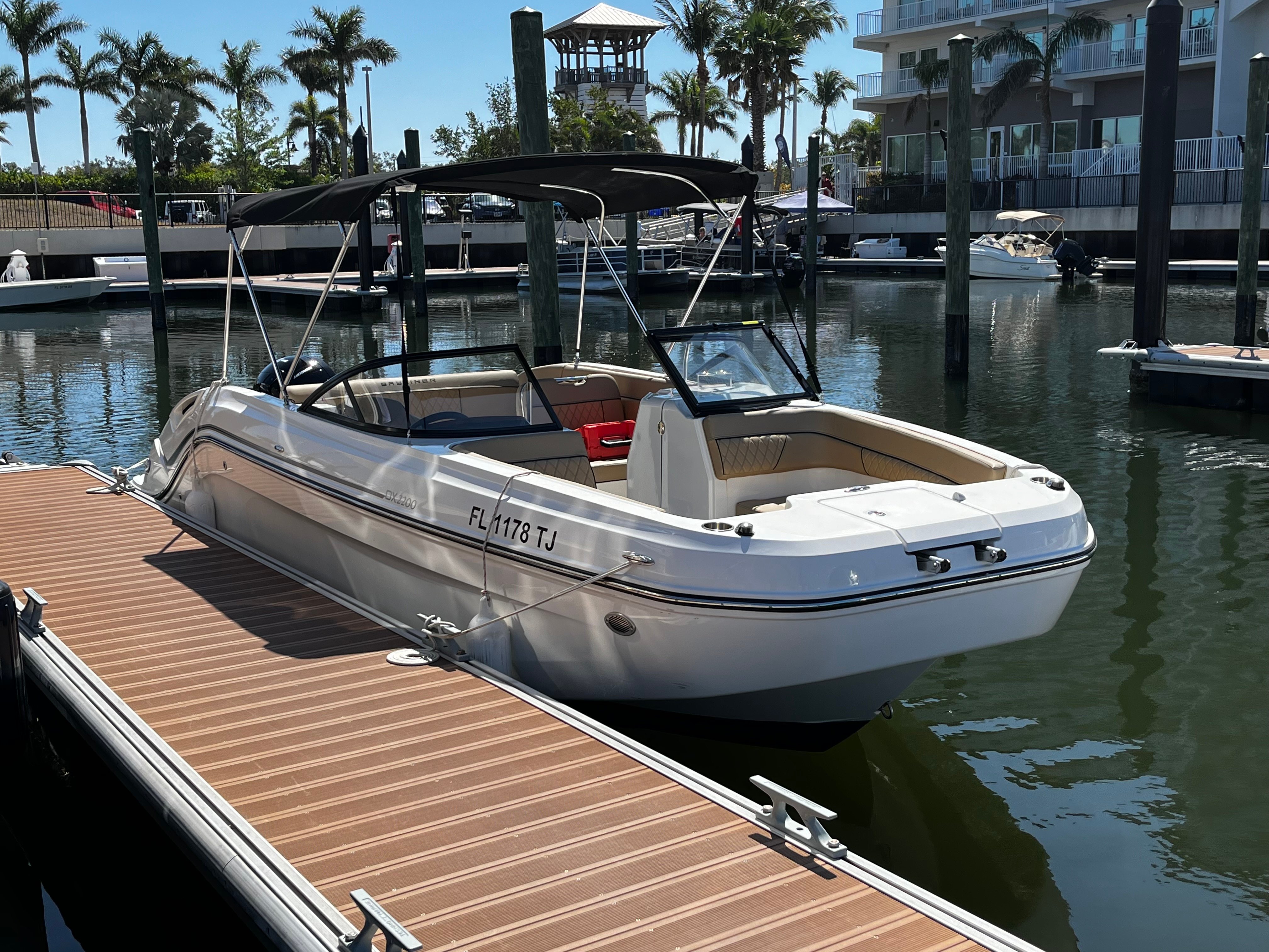 WATER SHED (Bayliner 22' Deck Boat 150 HP - Cruising)