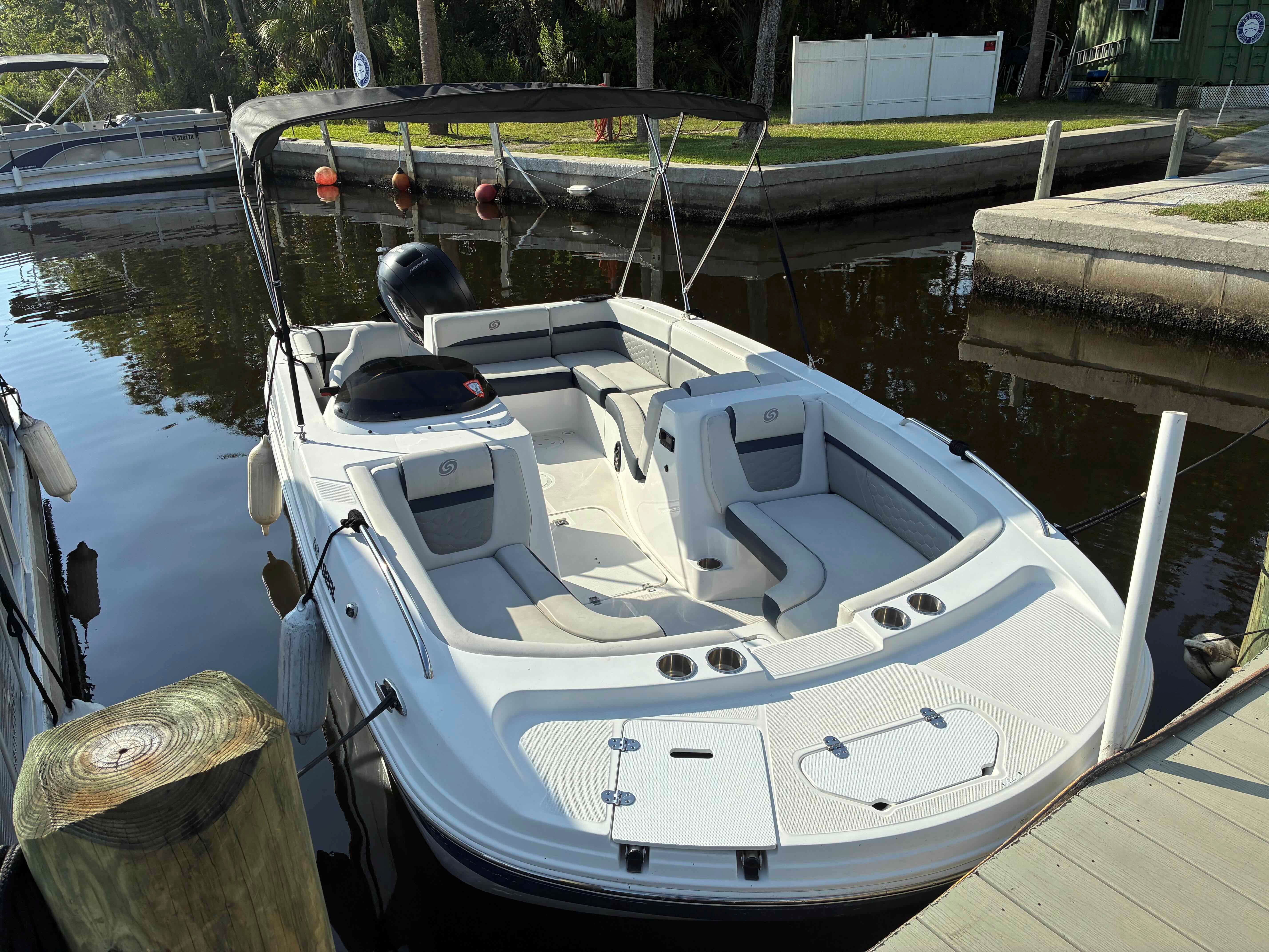 CITIZEN CANE (19' Hurricane DB 150hp Mercury)