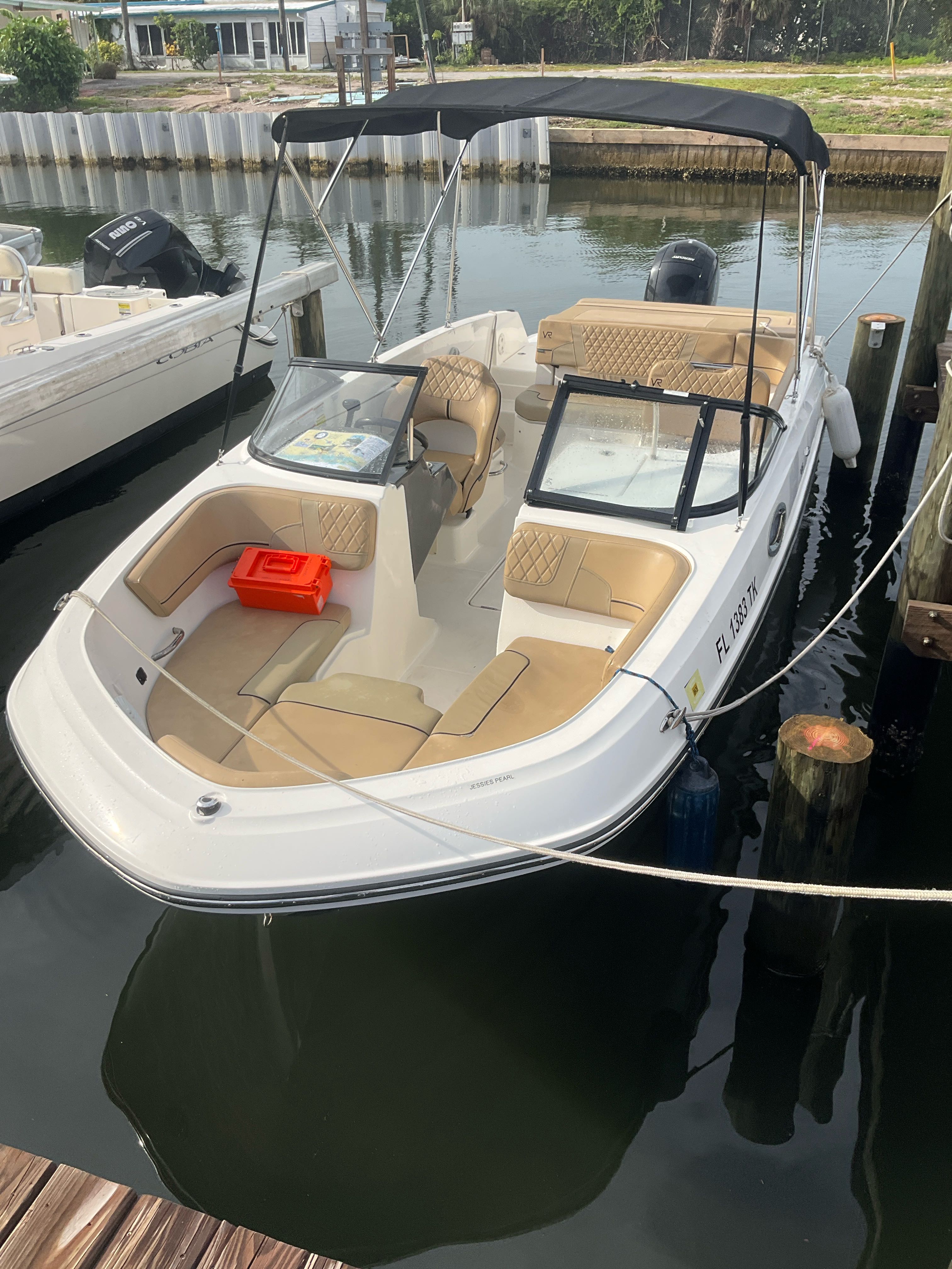 JESSIE'S PEARL (Bayliner 22' Deck Boat 150 HP - Cruising)