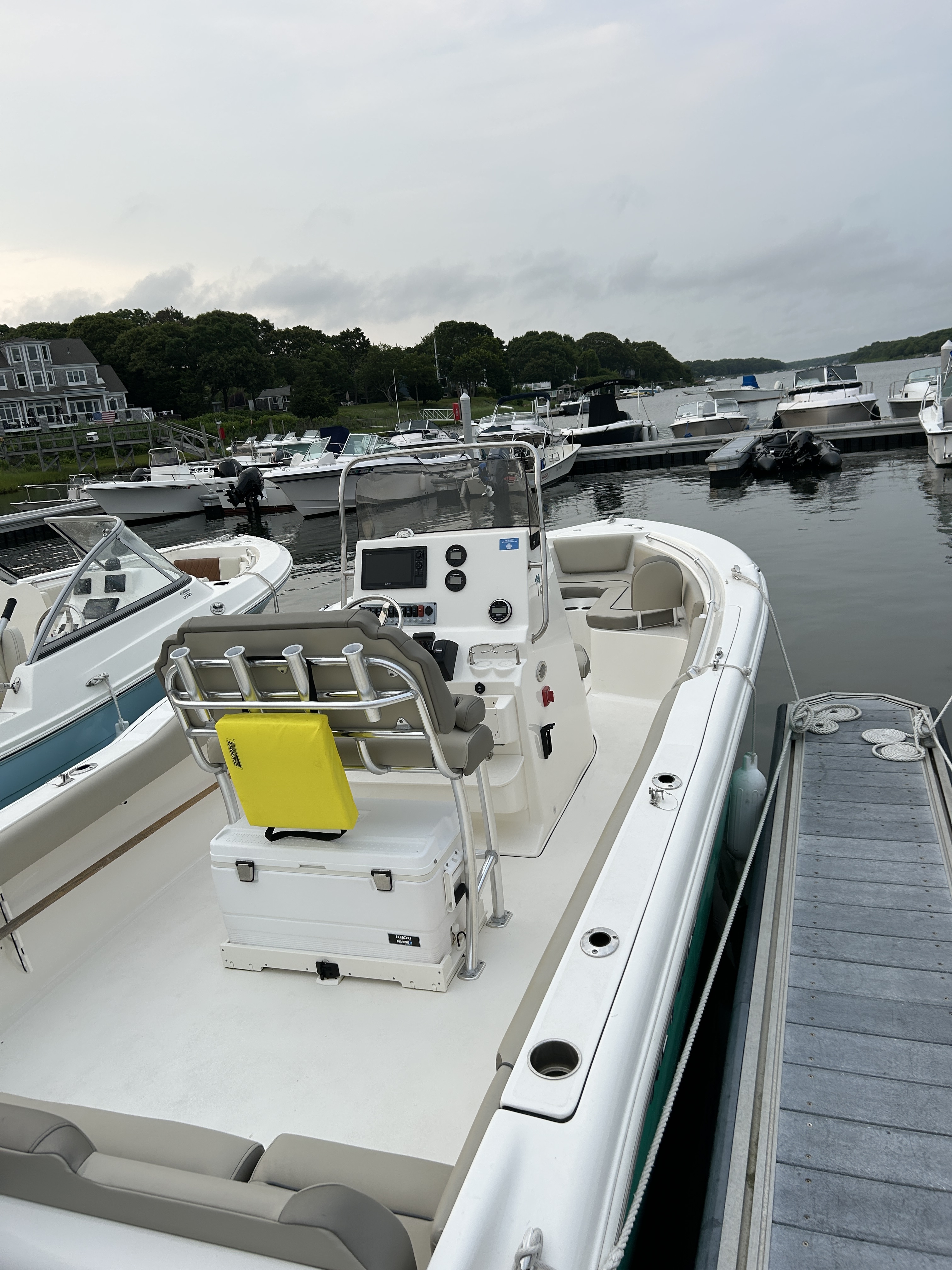 Haven - 23' CC (No Bimini Top)