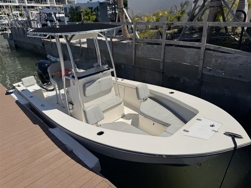 SAILOR SWIFT  (20' MAYCRAFT 208 CC 150XL MERCURY)