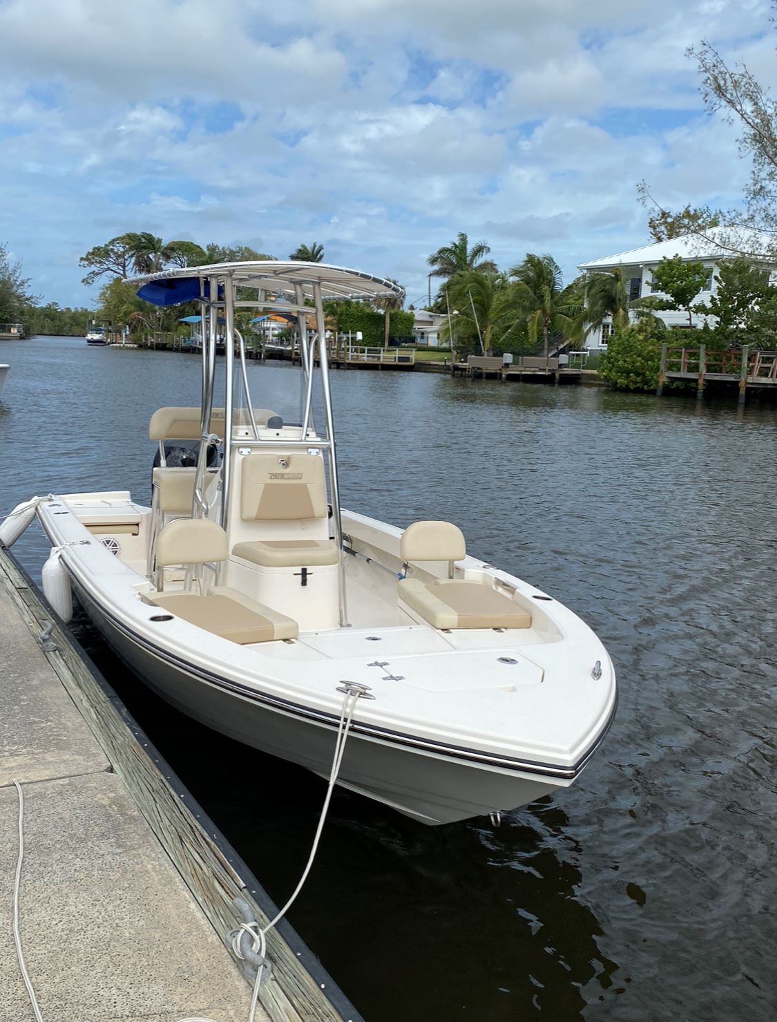 THE SHEIK (21FT Center Console Pathfinder 150 HP Fishing)