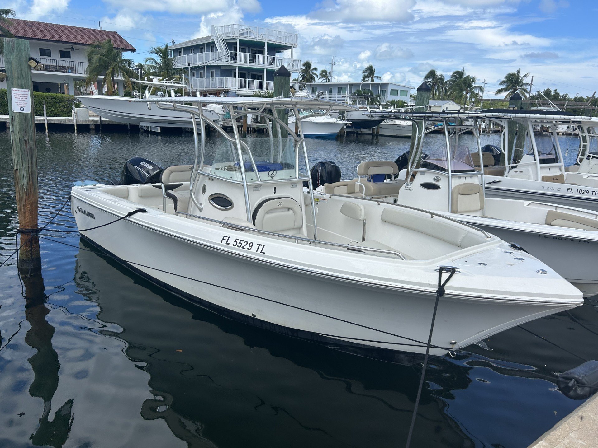 BIG PAPI (24' Sailfish Offshore Center Console 250HP - fishing)