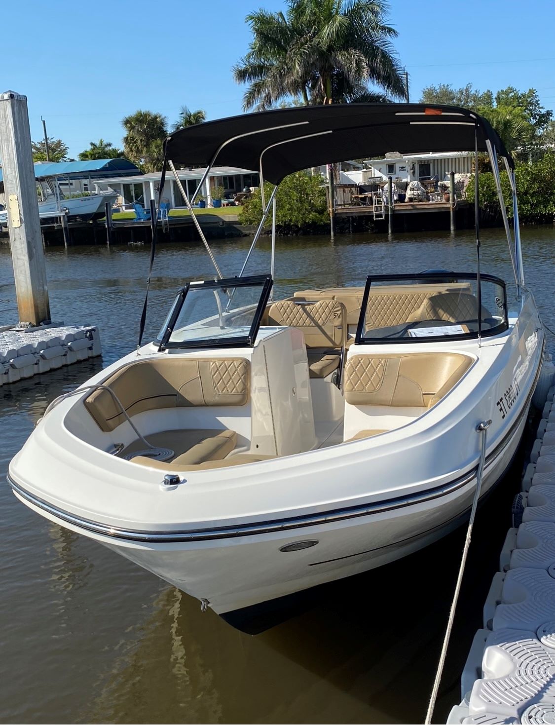 TROPIDELIC (Bayliner 22' Deck Boat 150 HP - Cruising)