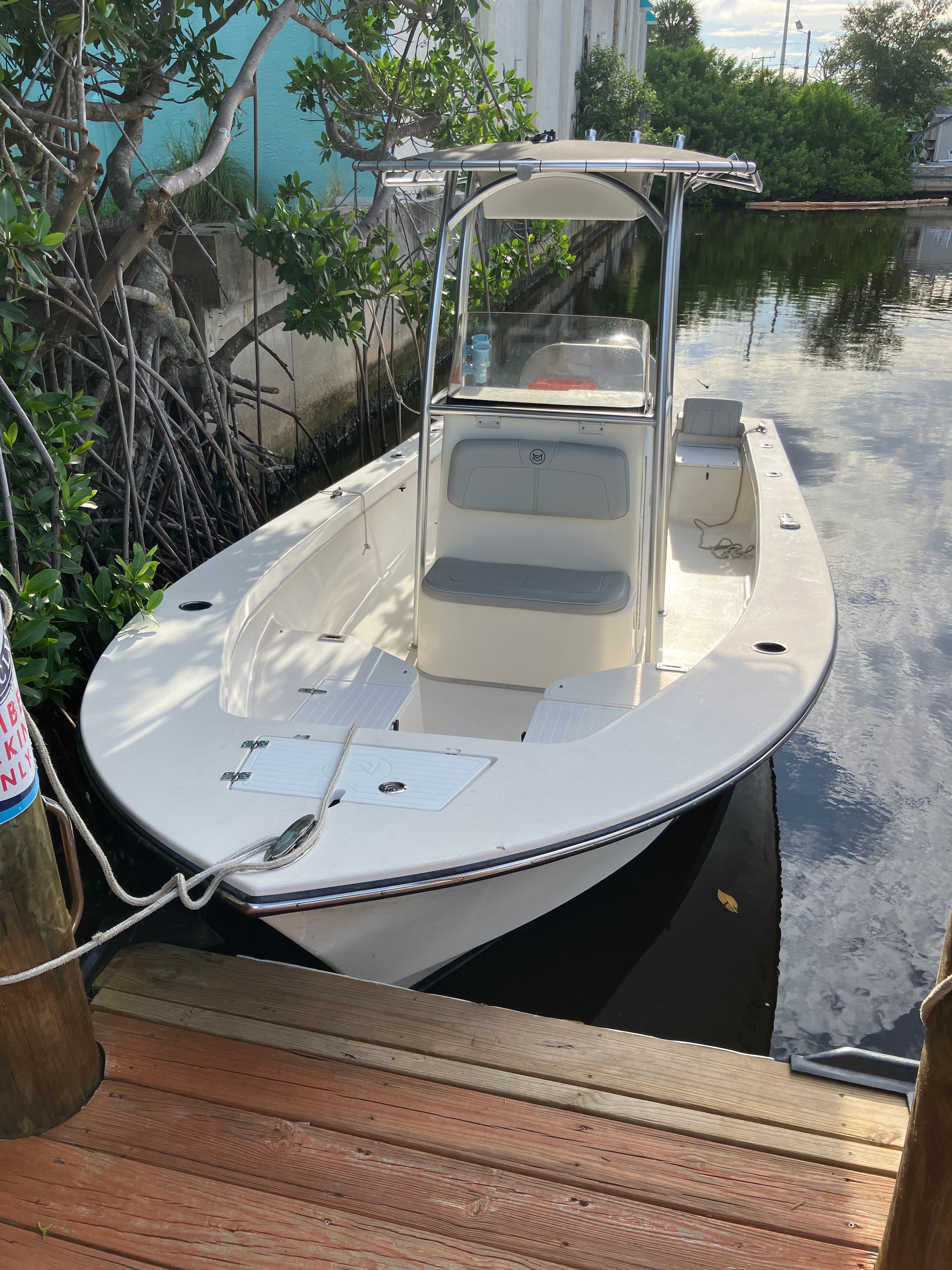 PROJECT BUOY (20FT Maycraft  Center Console - 150 HP- Near Shore Fishing)