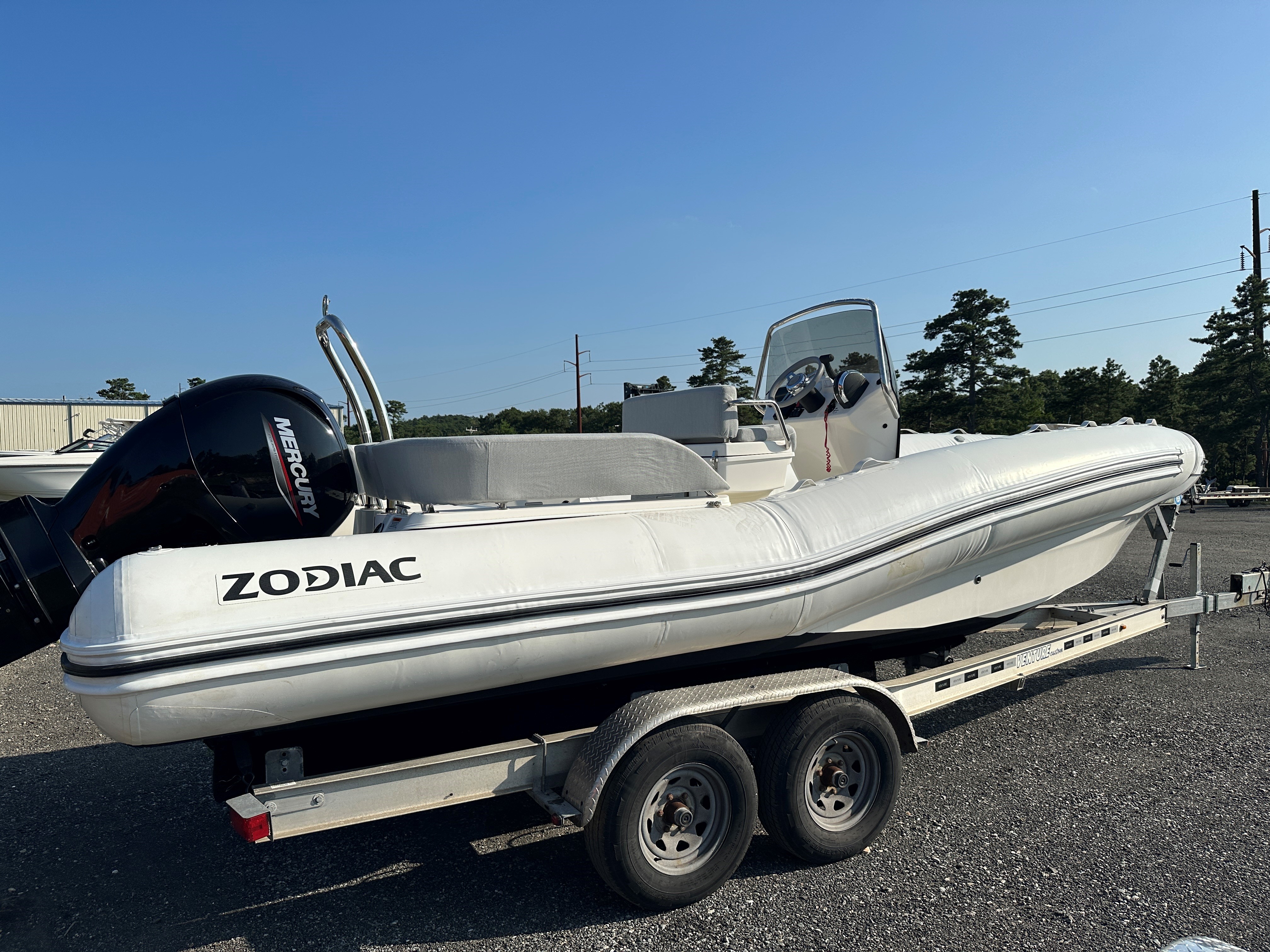 Hey - 22' Zodiac - No Fishing - No Bimini
