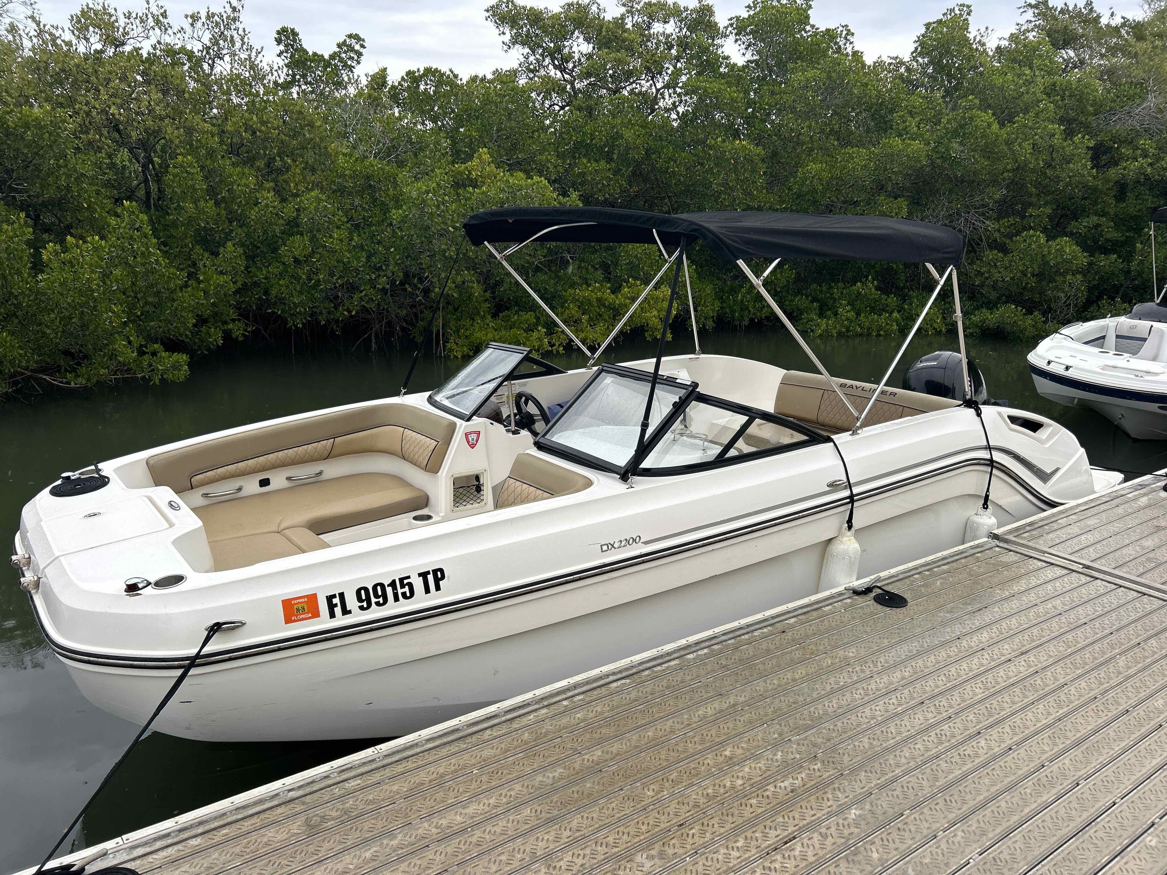 SUMMER JAM - 22’ Bayliner DX2200 Cruiser (150 HP)