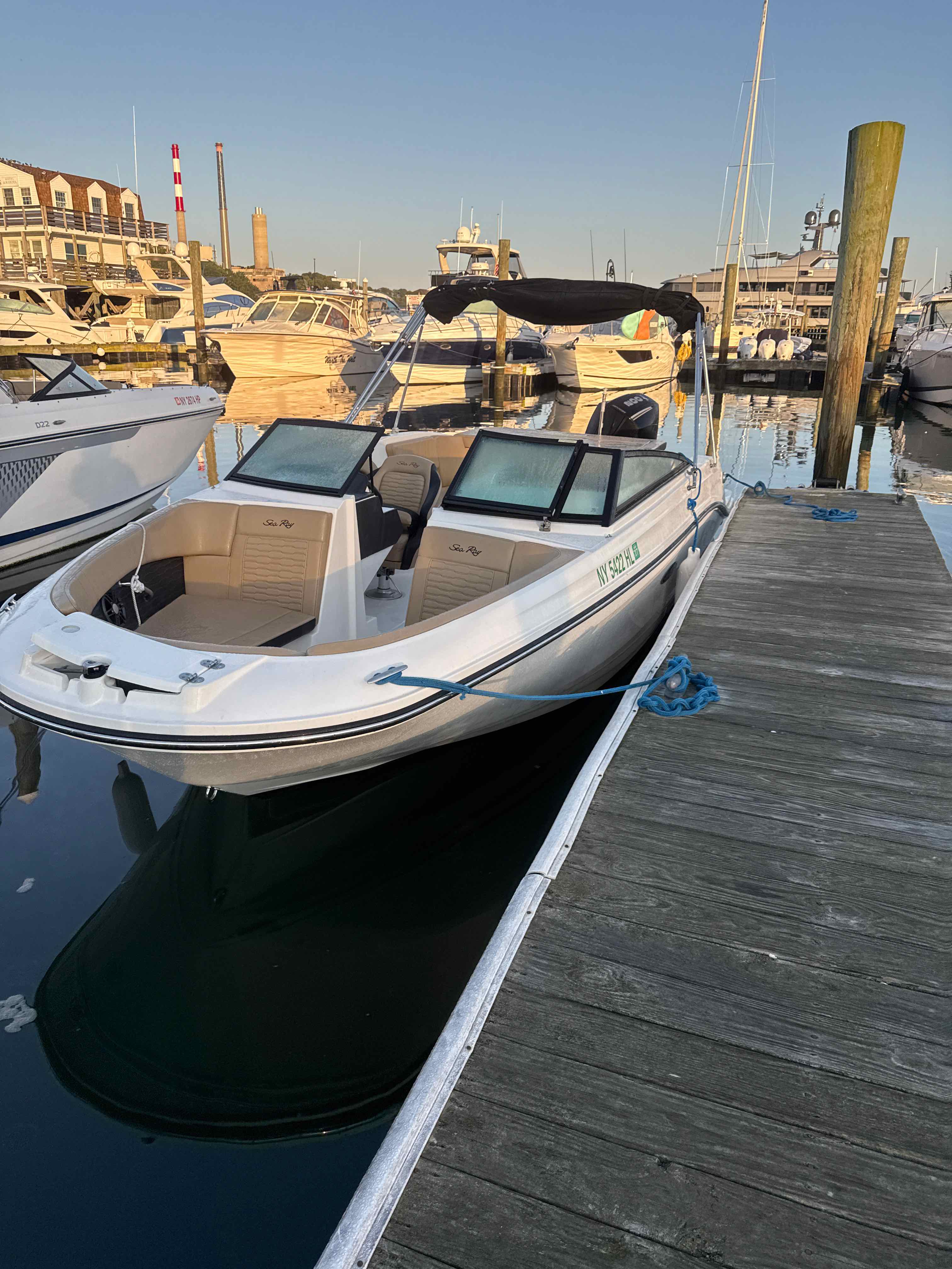 Foxy (23' Sea Ray - No Fishing)