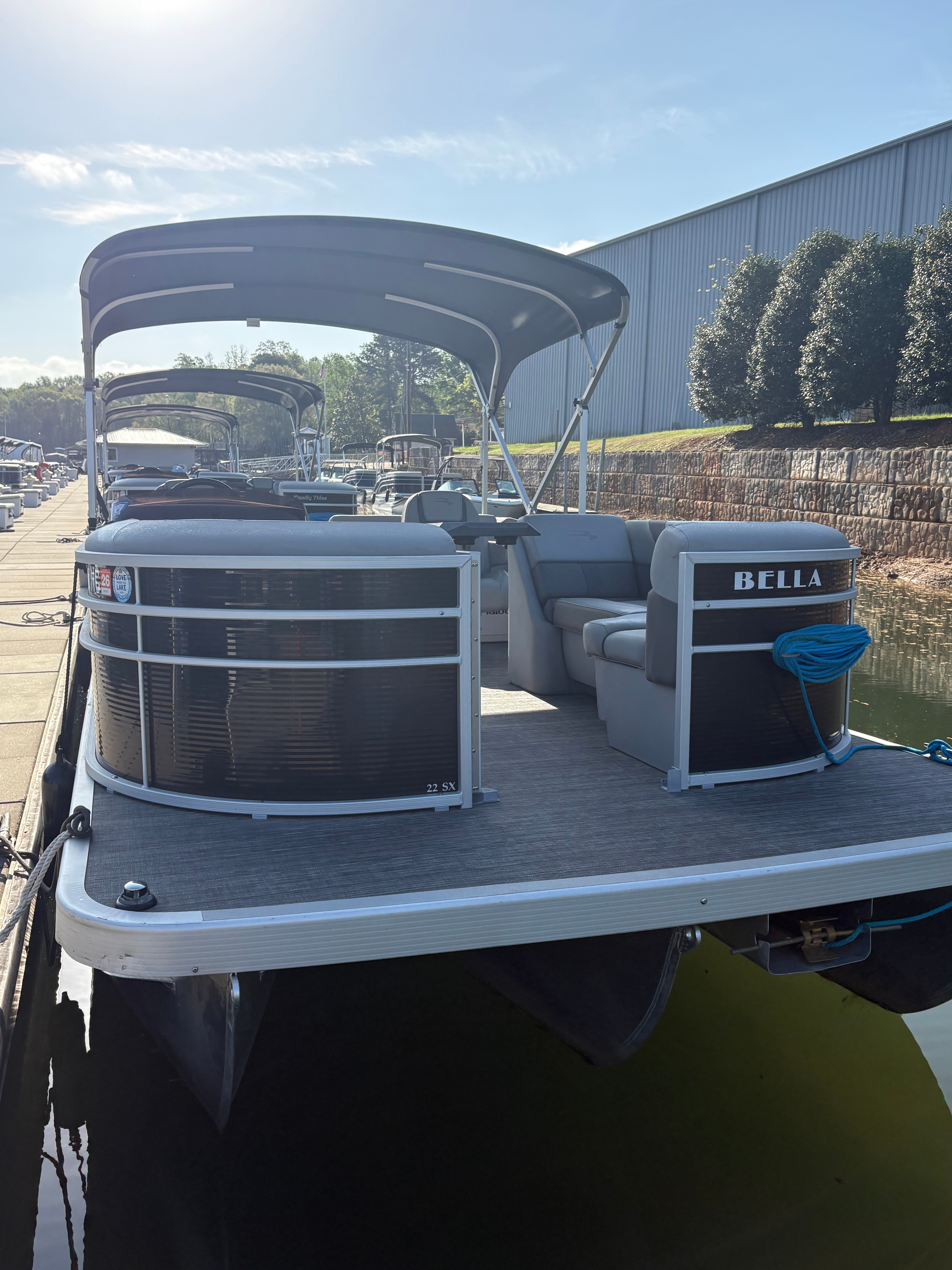 Bella [B] | 2024 Bennington 22SX Stern Radius