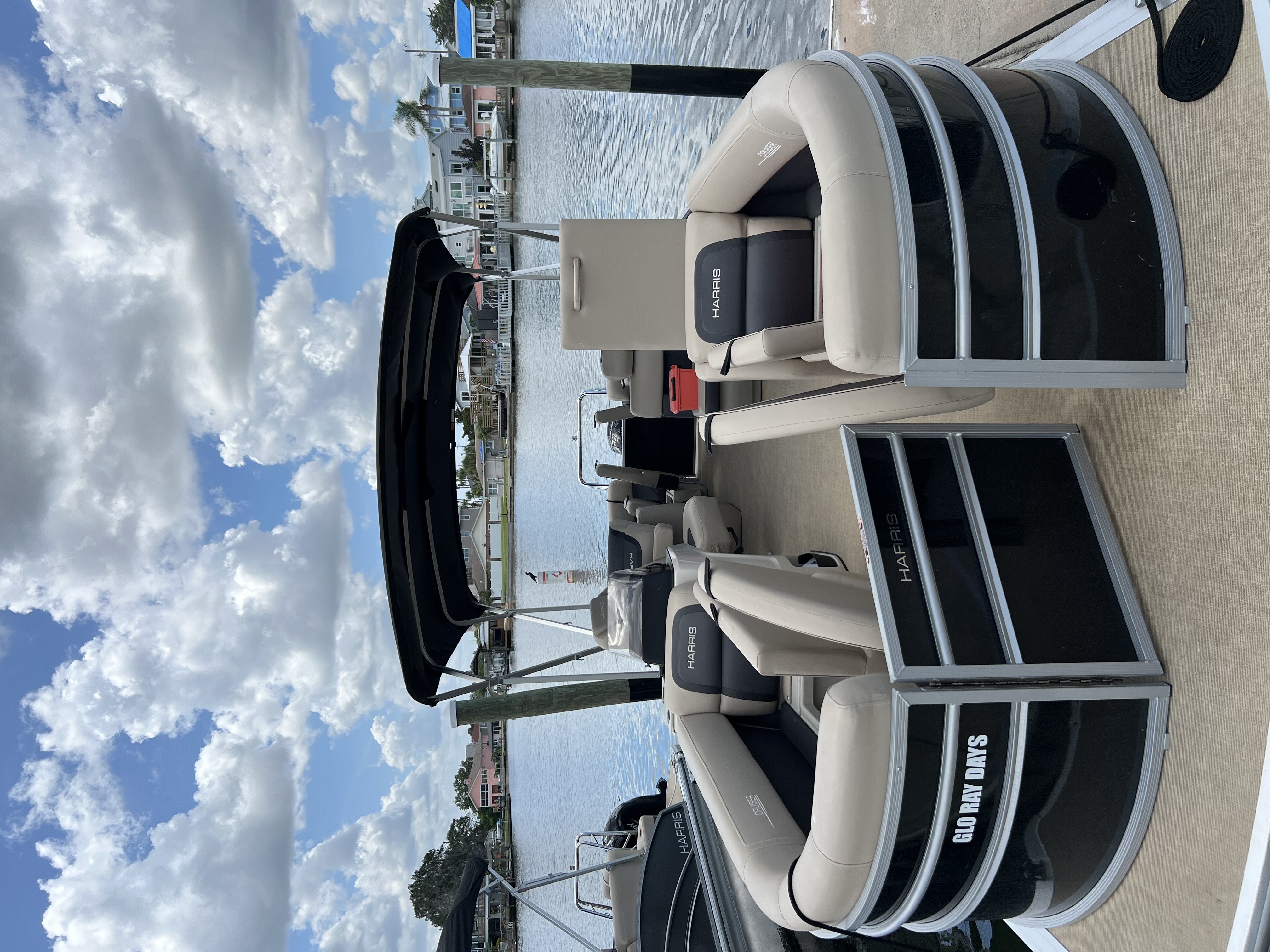 GLO RAY DAYS (23' HARRIS HCX 23 CRUISER 150XL MERCURY)