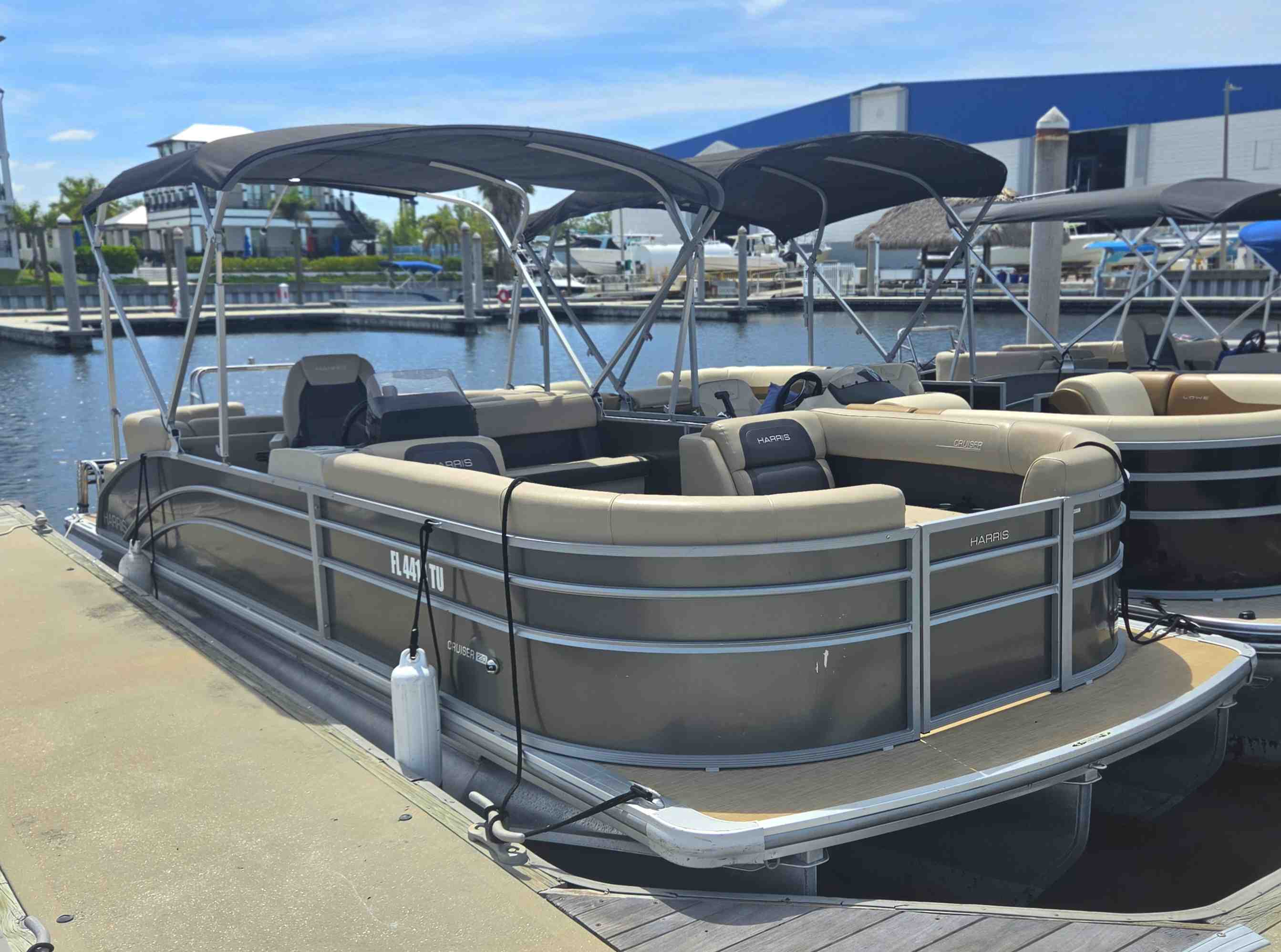 CELEBRATE (23' HARRIS HCX 23 CRUISER 150XL MERCURY)**NO LIVEWELL**