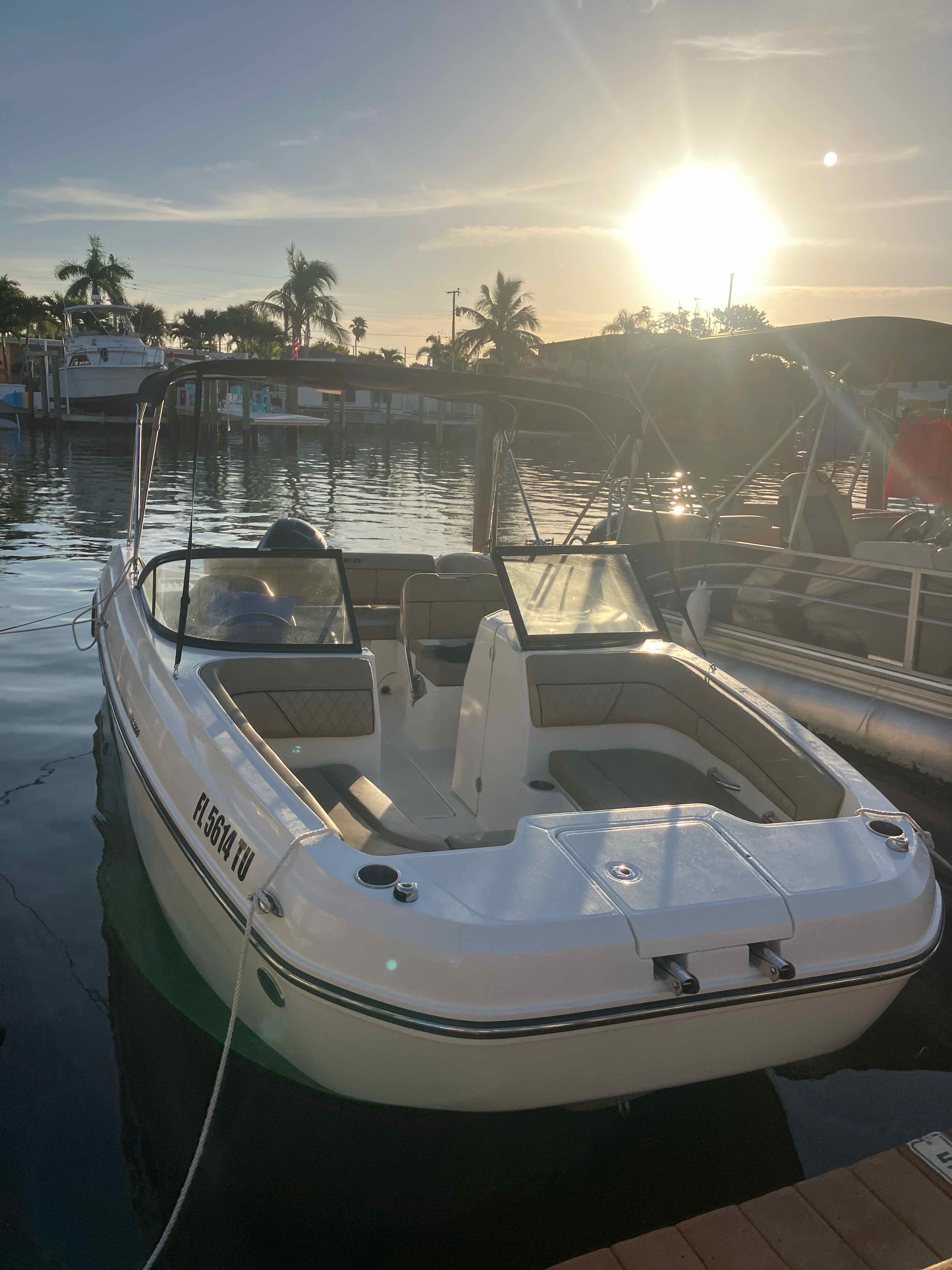 Ridgewood - 22' Bayliner DX2200 Cruiser (150 HP)