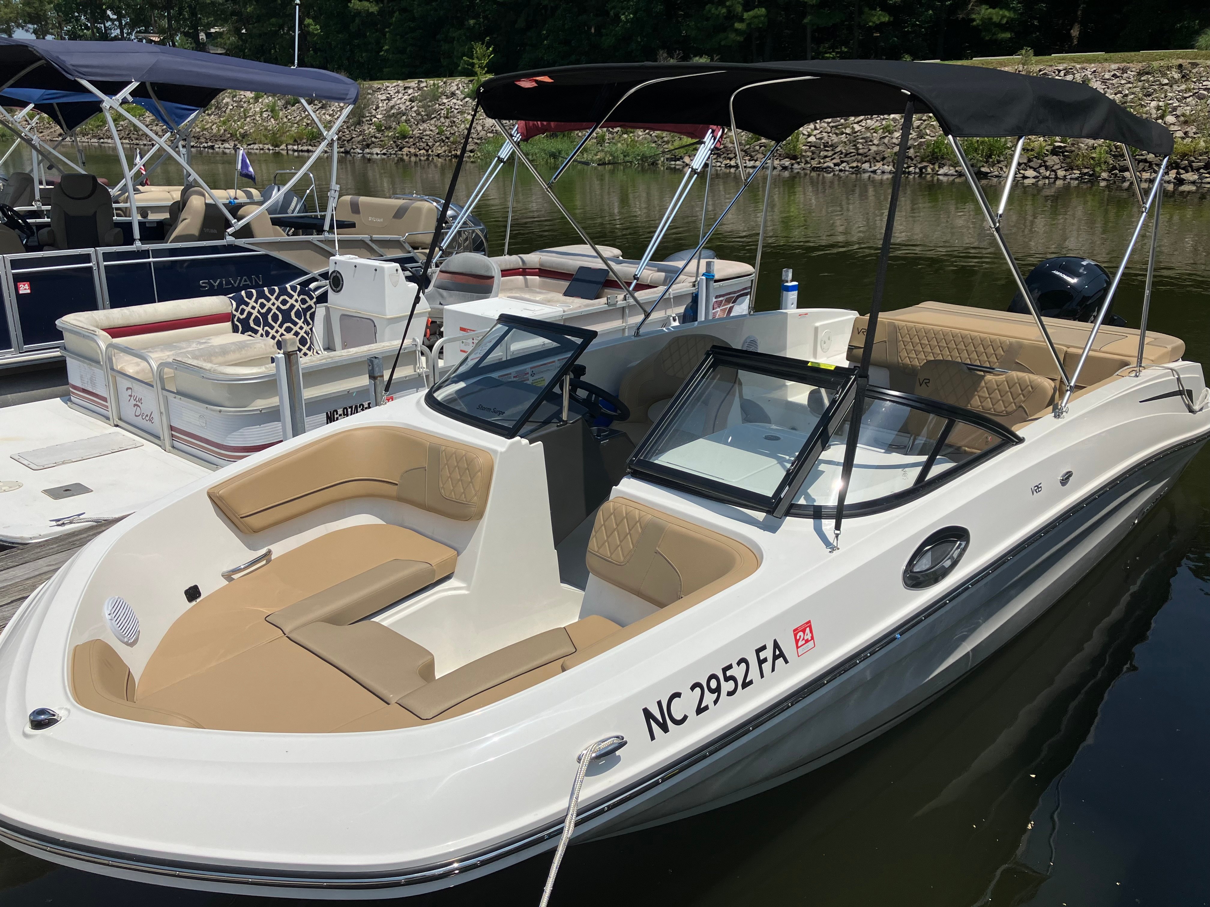 Cape Fear Shiner (22' Bayliner VR6 150 HP - Cruising/Fishing)