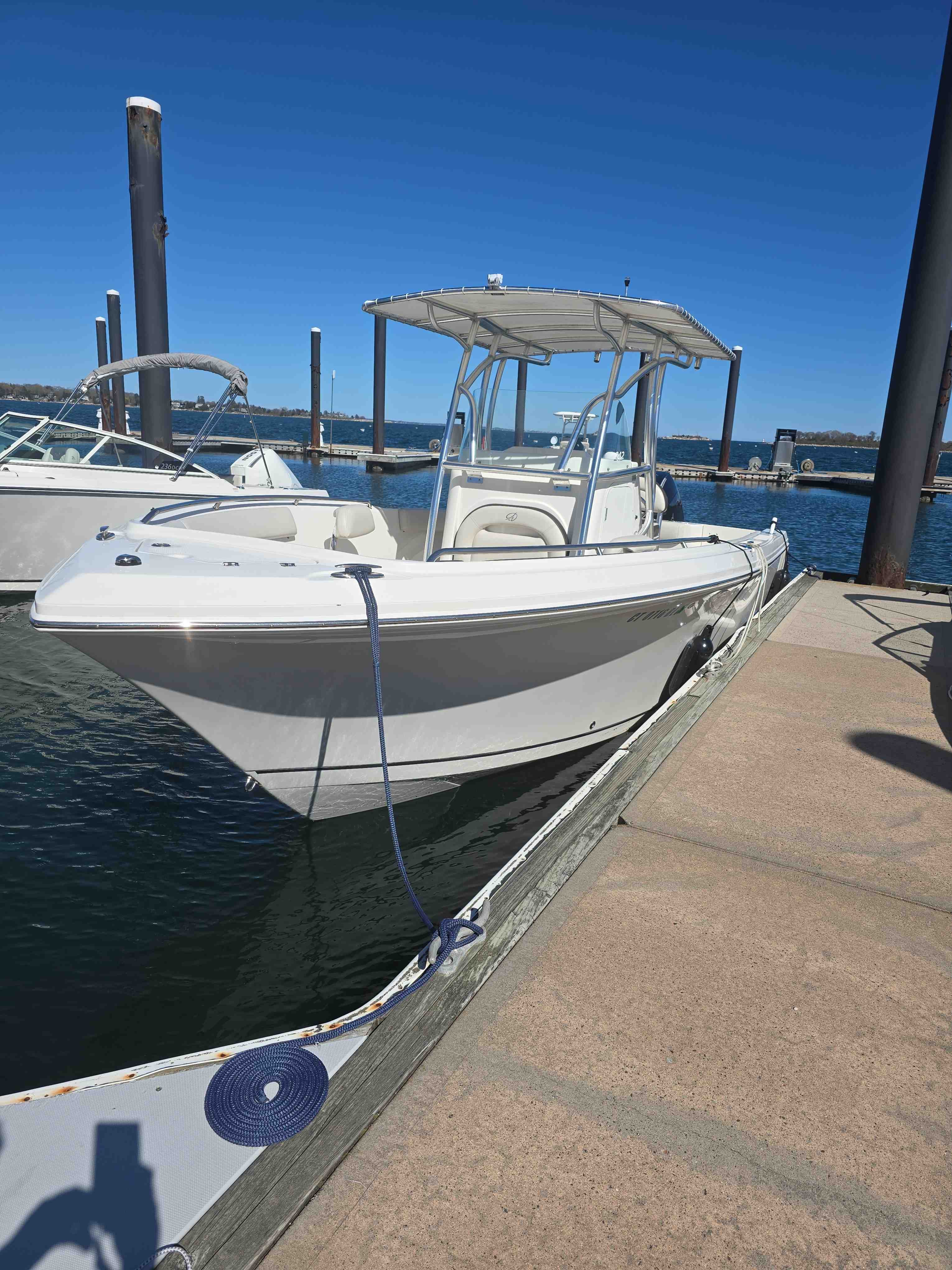 Born to Run (24' Sailfish 242 250HP Center Console)