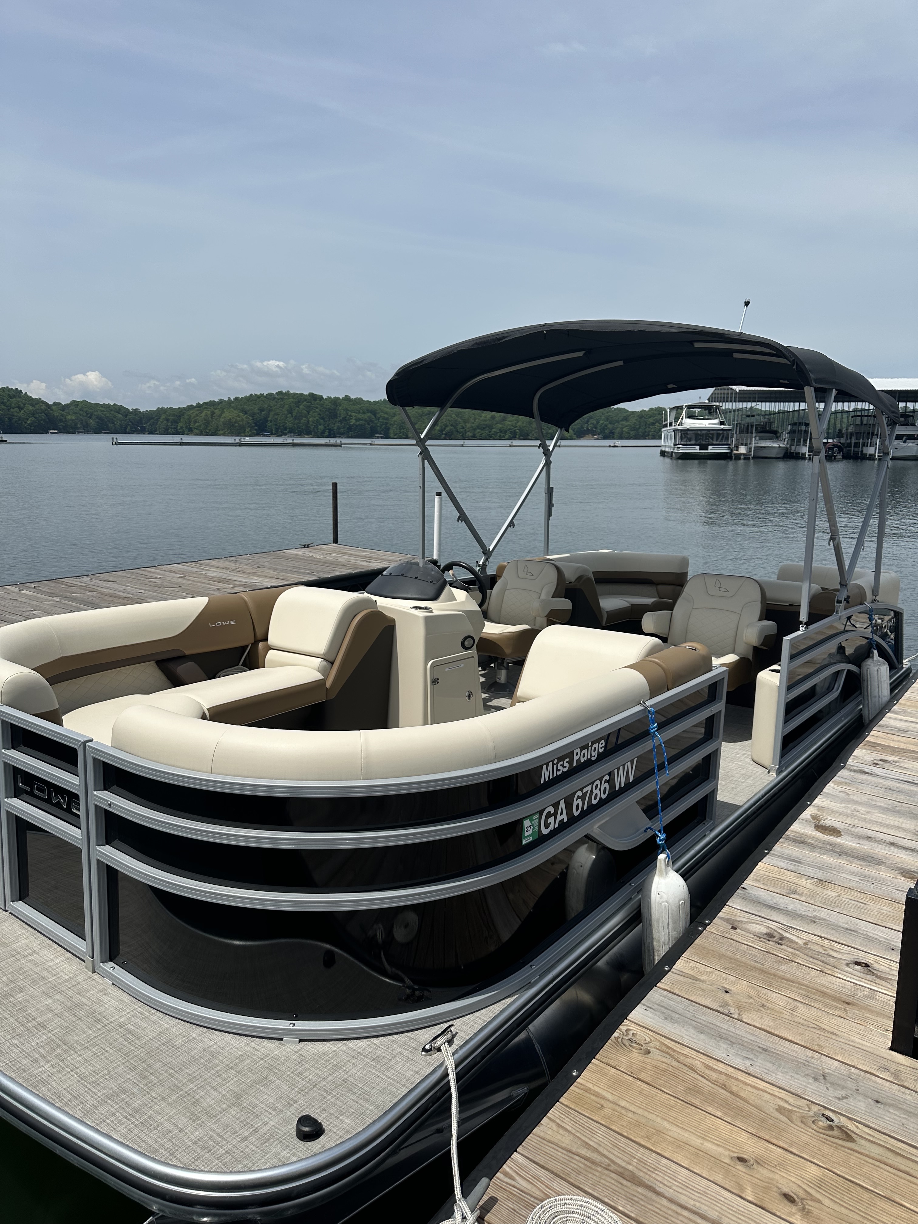 MISS PAIGE (24' LOWE Tritoon -150HP-Cruising/Fishing)