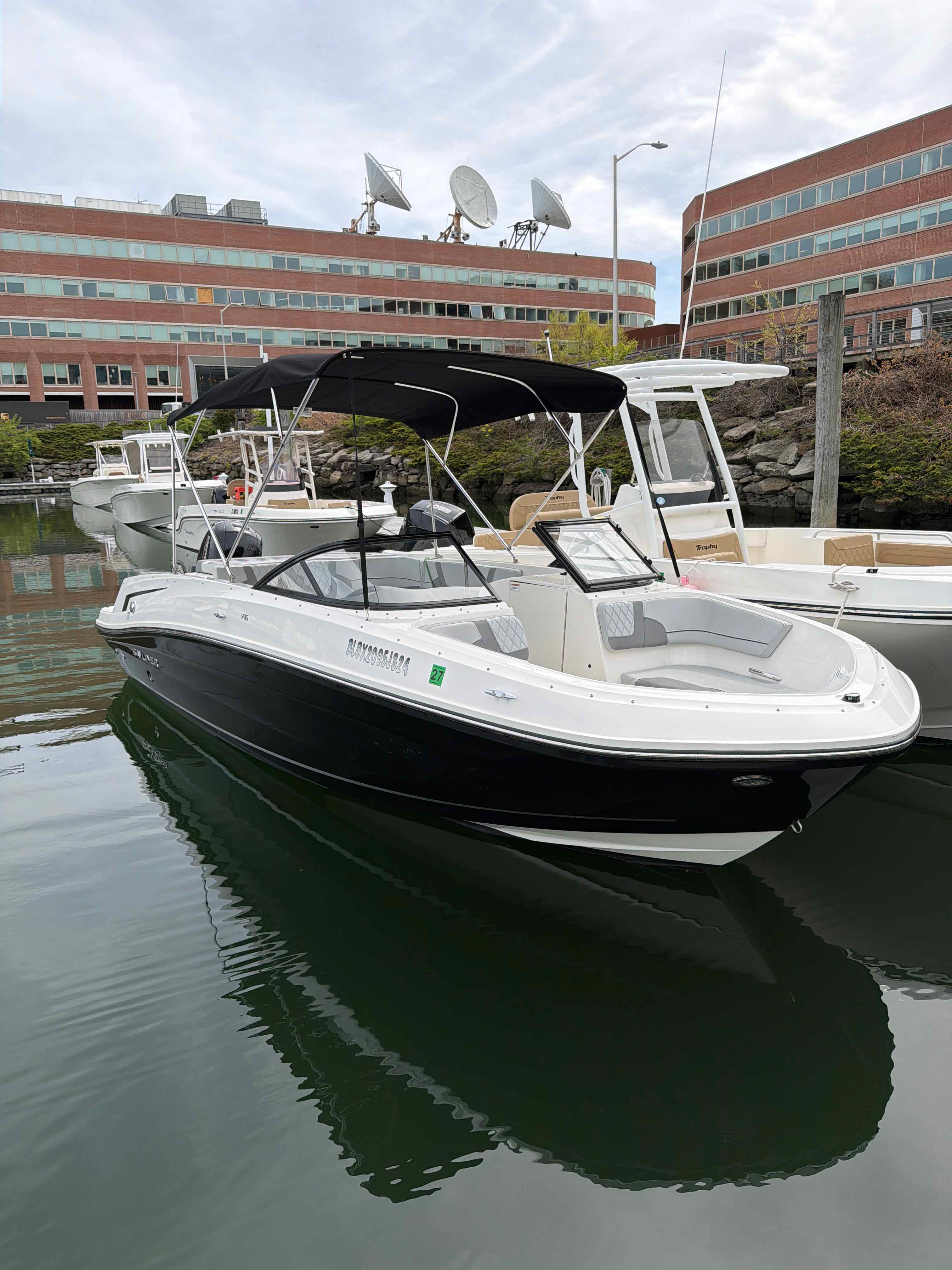 Penny Lane (22' Deck Boat-VR6 -150 HP - cruising) NO SPEAKERS