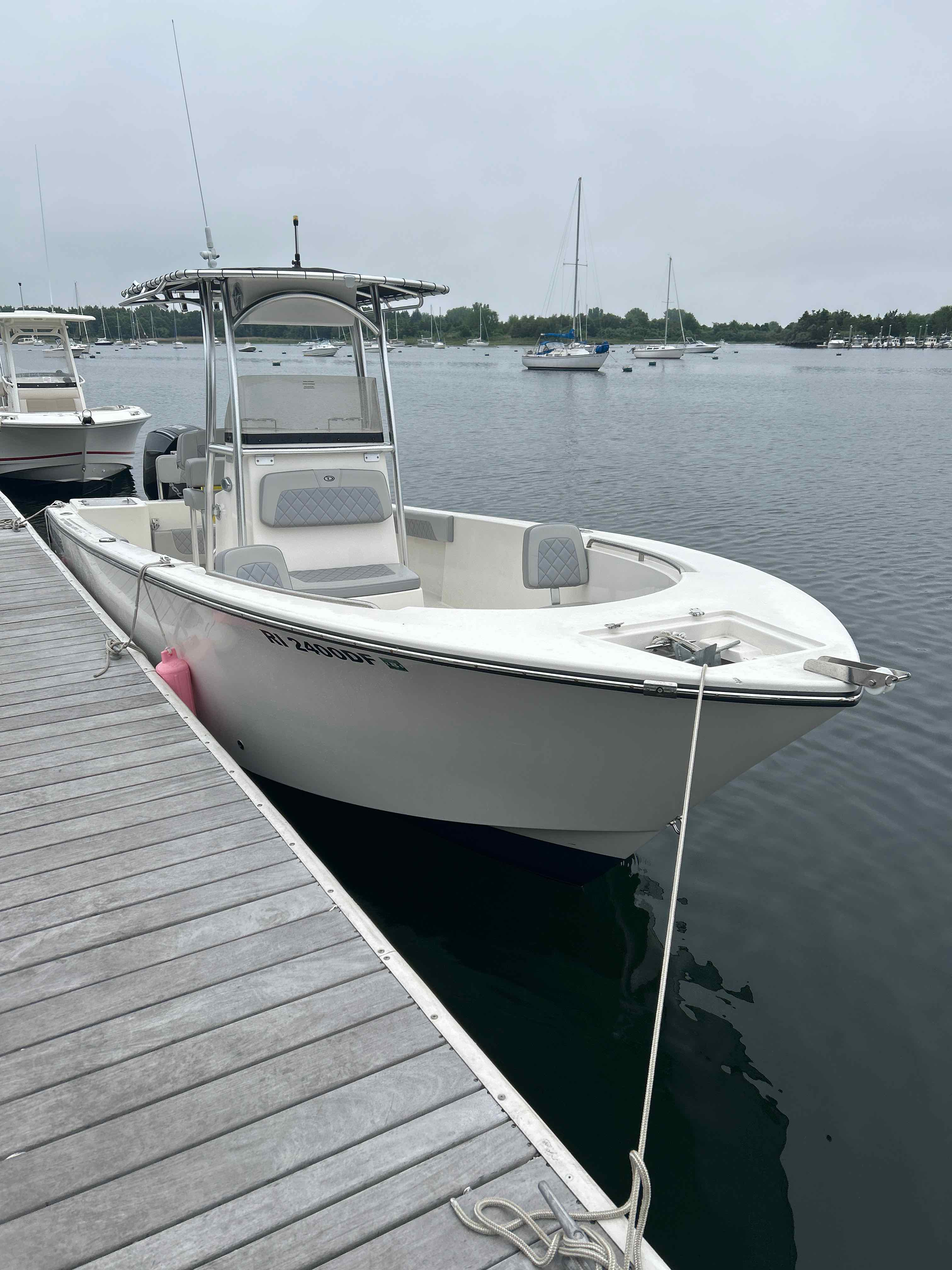 WASH-OUT (24ft Center Console 250HP) Bay & Near Shore