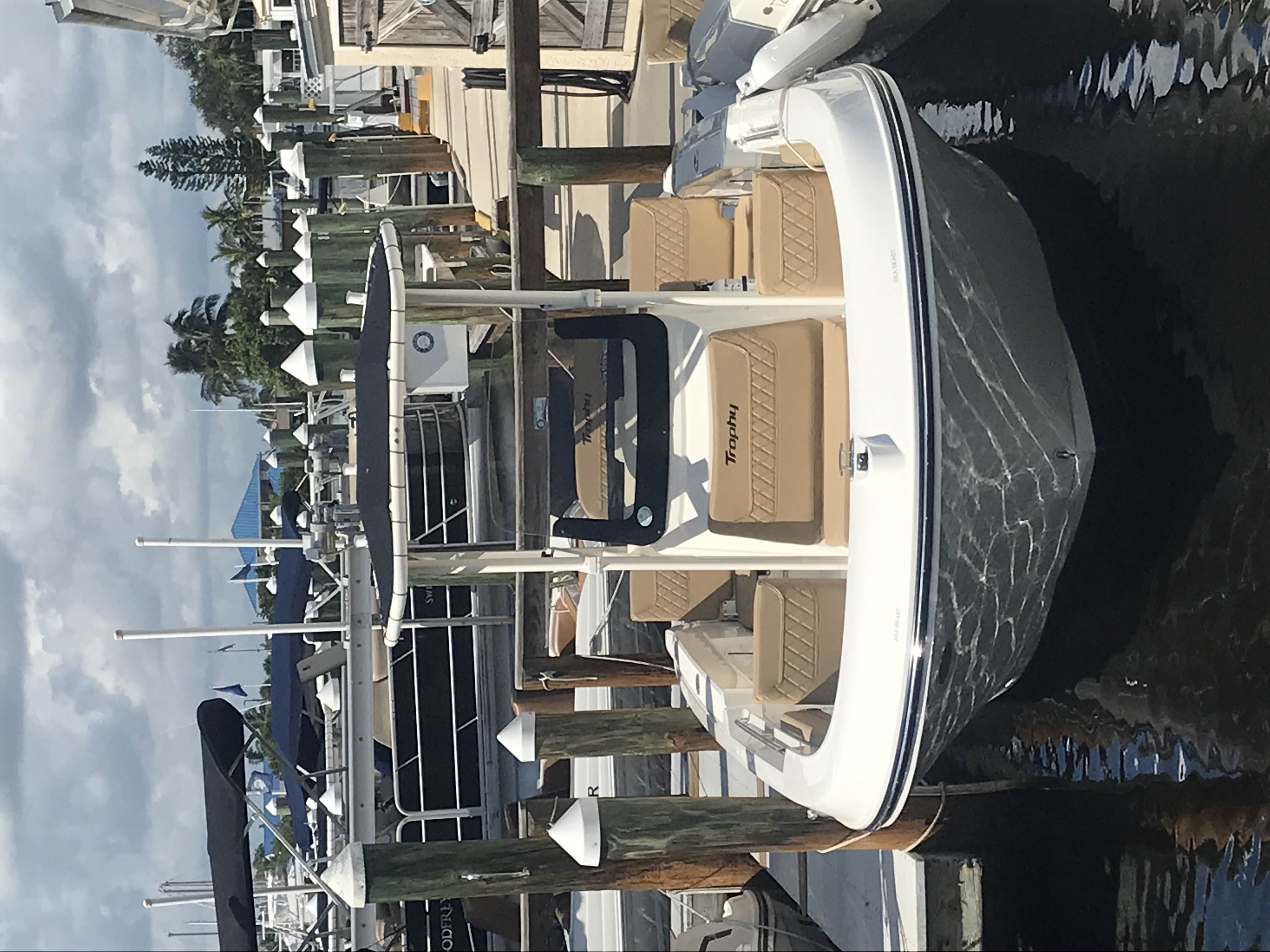 SEA BEAST (22FT Bayliner Trophy 22 Center Console - 150 HP~Fishing)