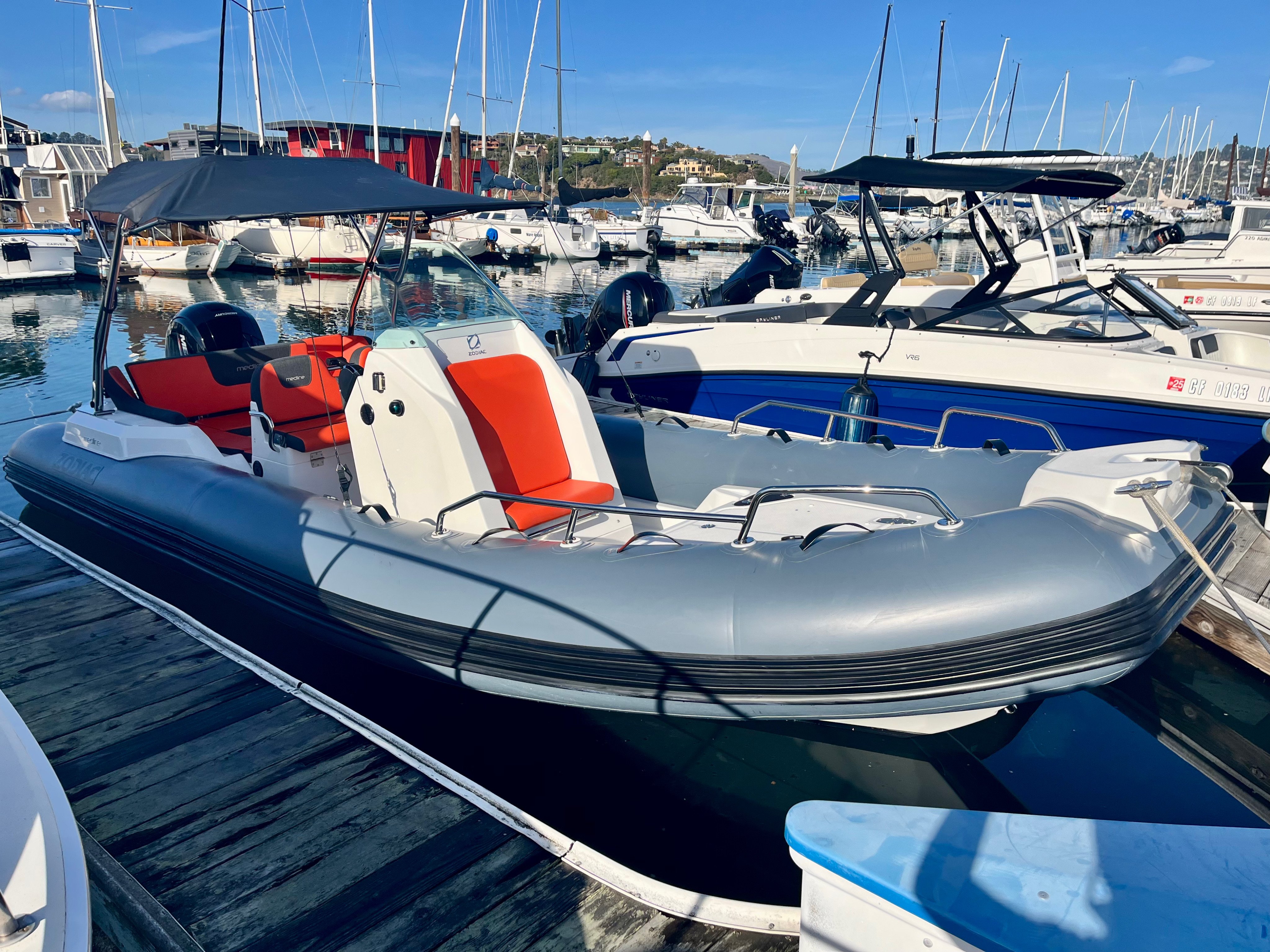 RIB3 - Zodiac Medline 6.8