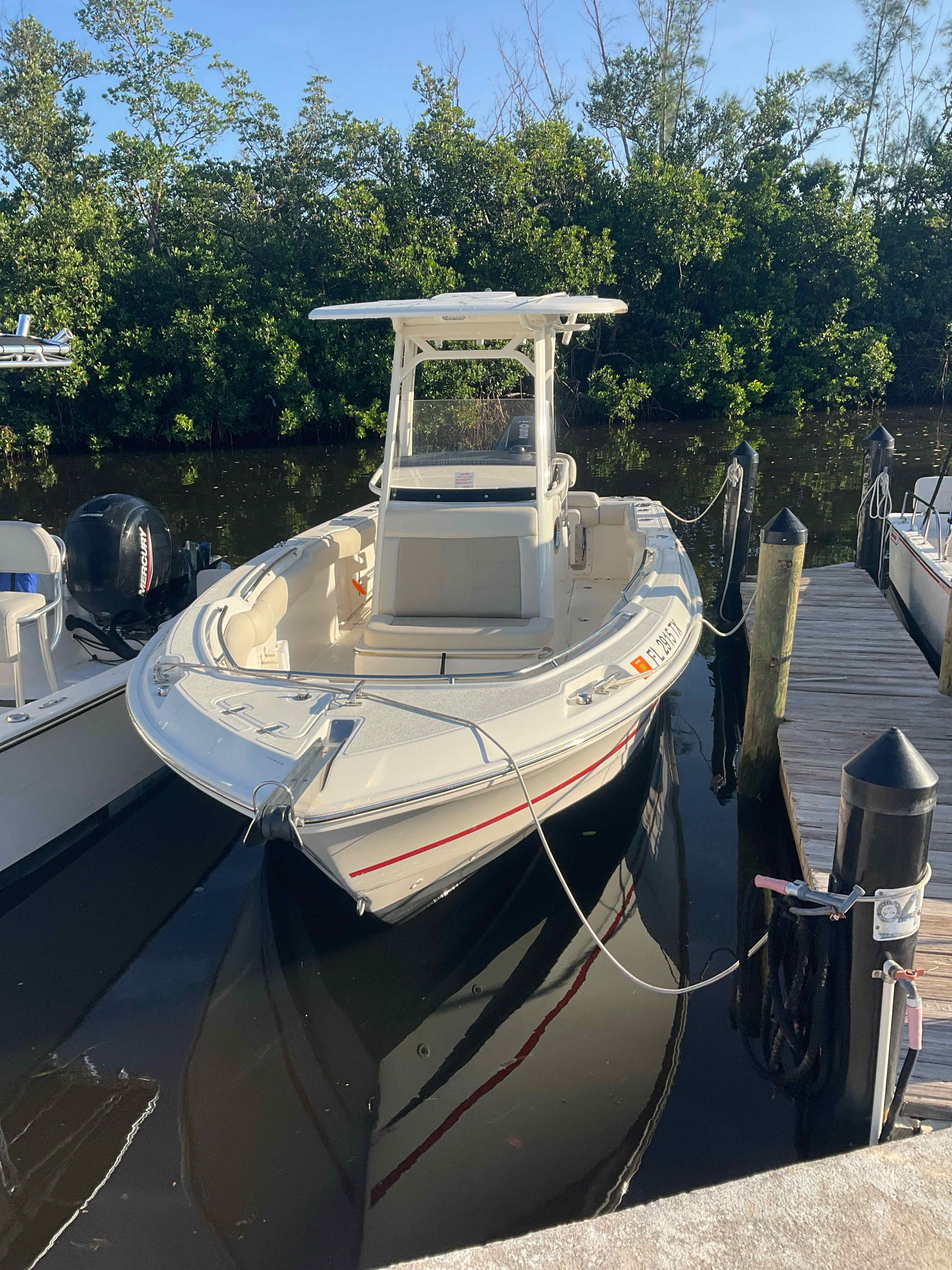 FISHIN' MAGICIAN (23' Boston Whaler - 250 HP)