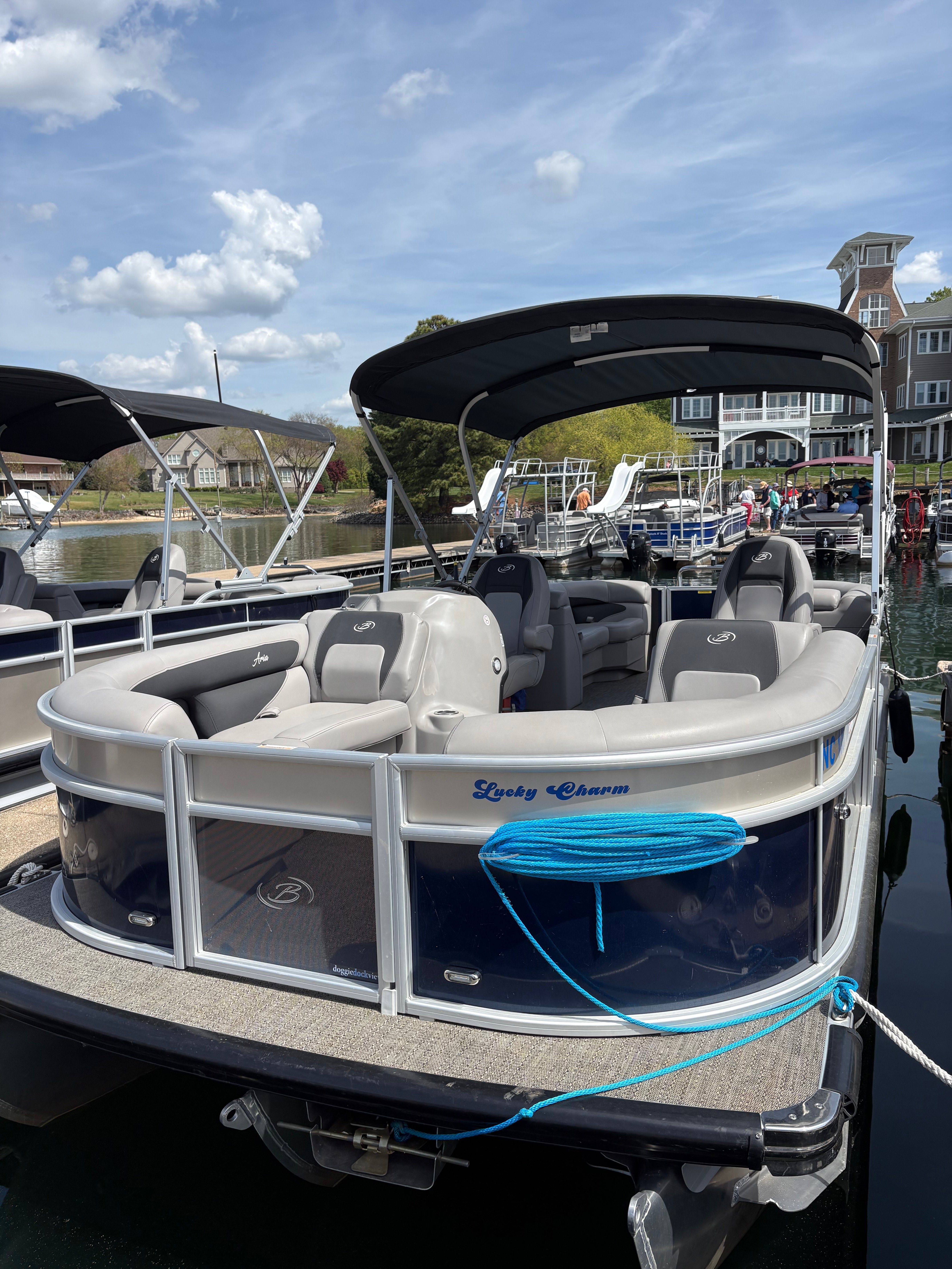 Lucky Charm [A] | 2025 Barletta Aria A22 Stern Radius