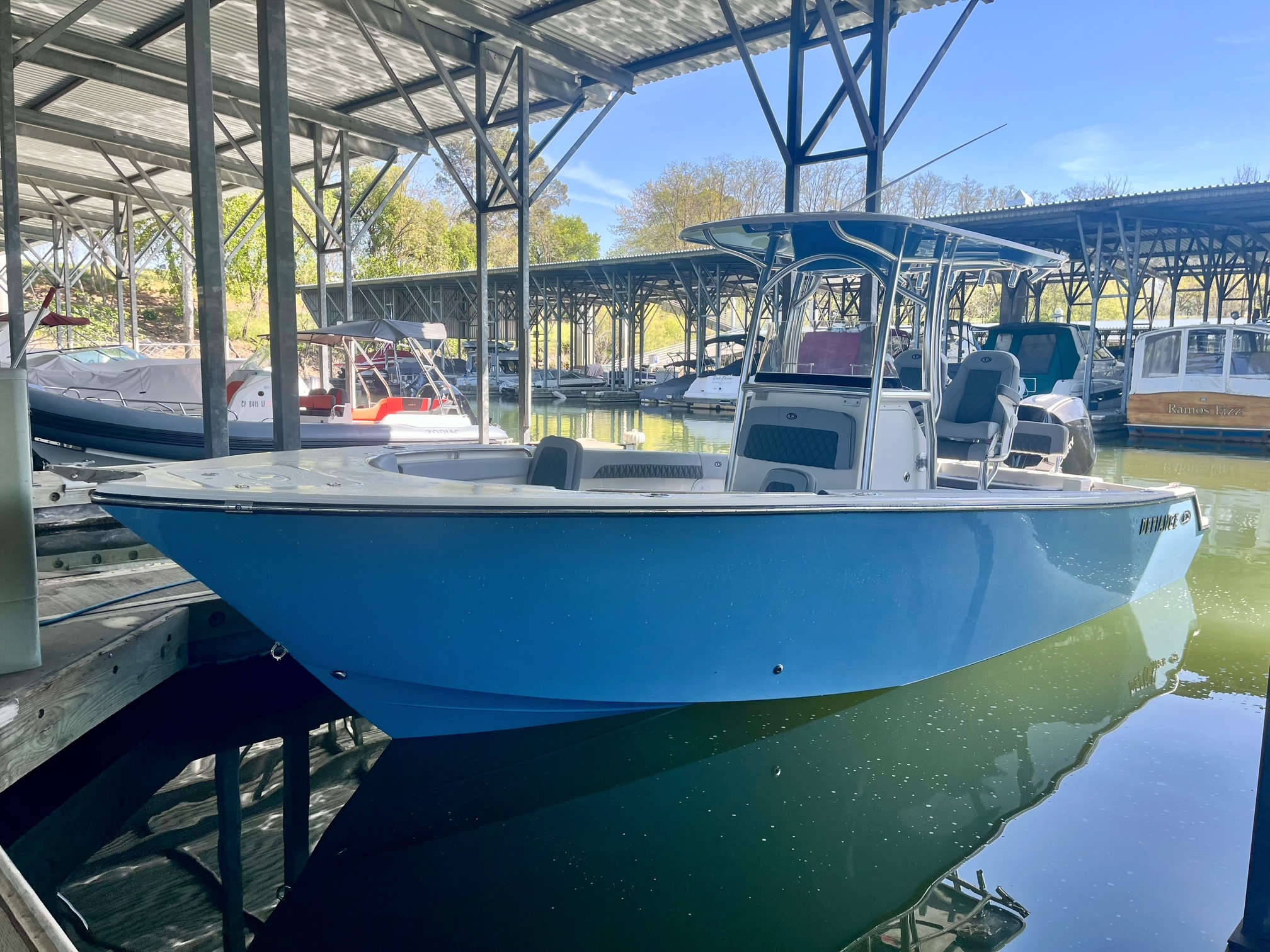 CTR7 - Defiance Catalina 240