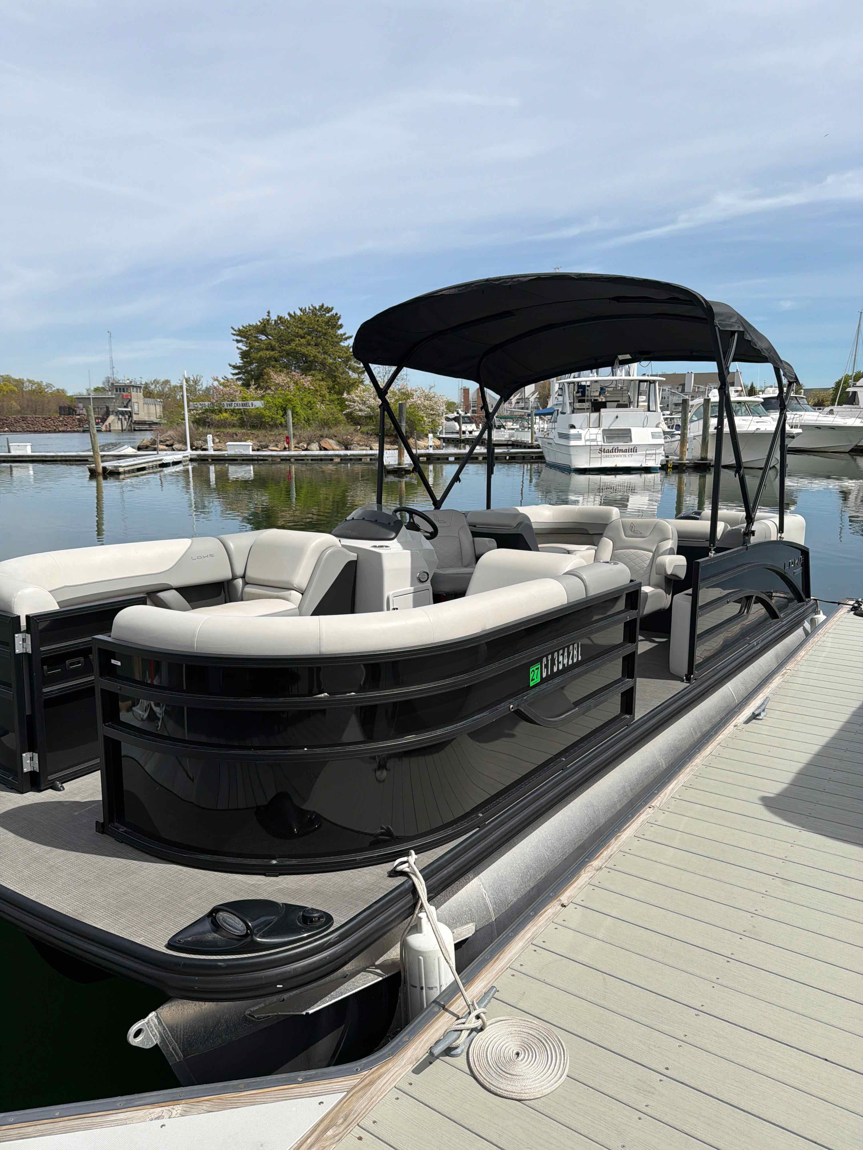 STORMY (23' LOWE Tritoon -150HP-Cruising/Fishing)