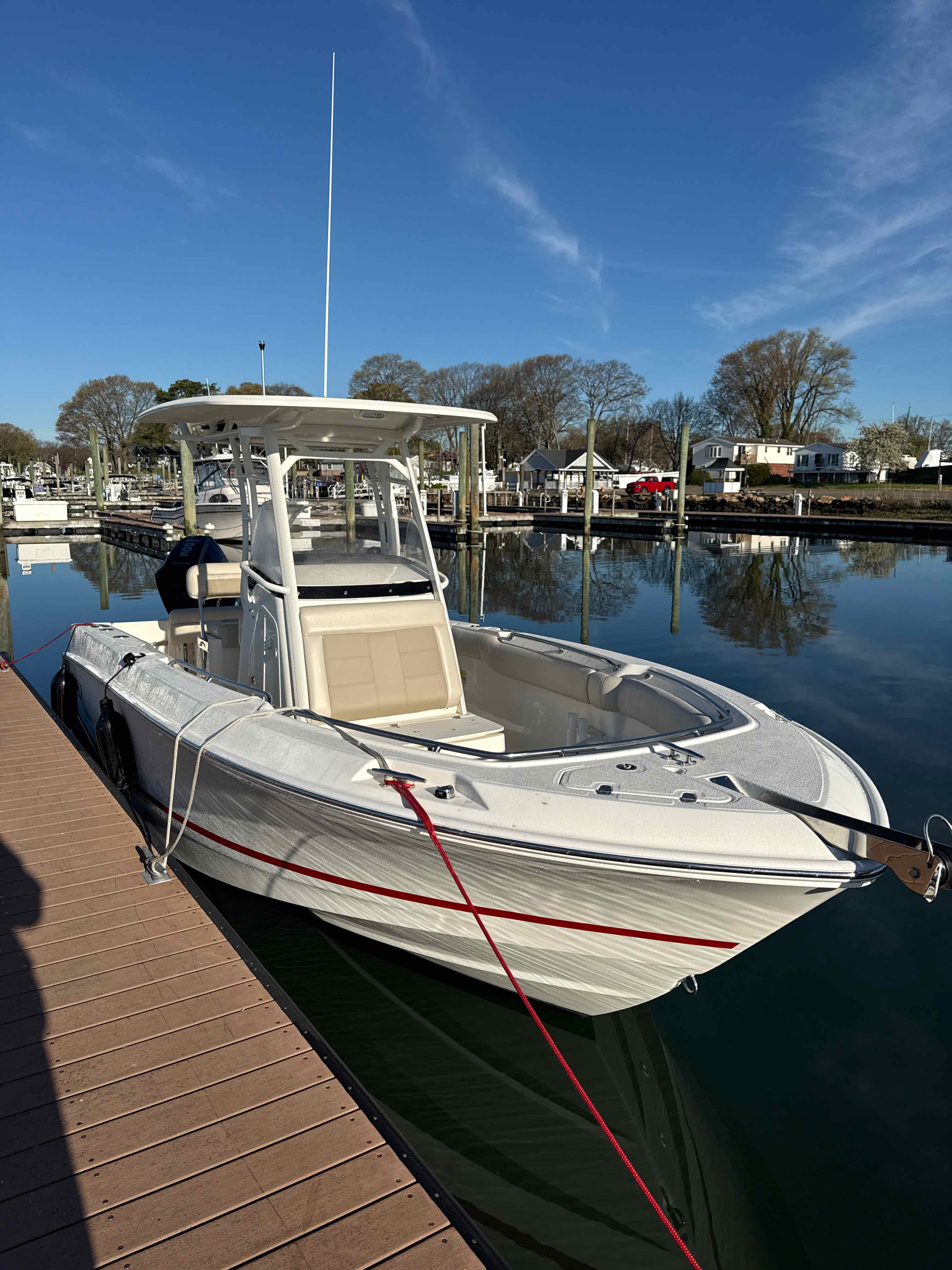 FENDER (23' Boston Whaler 230 Outrage 250HP Center Console-Cruising/Fishing)