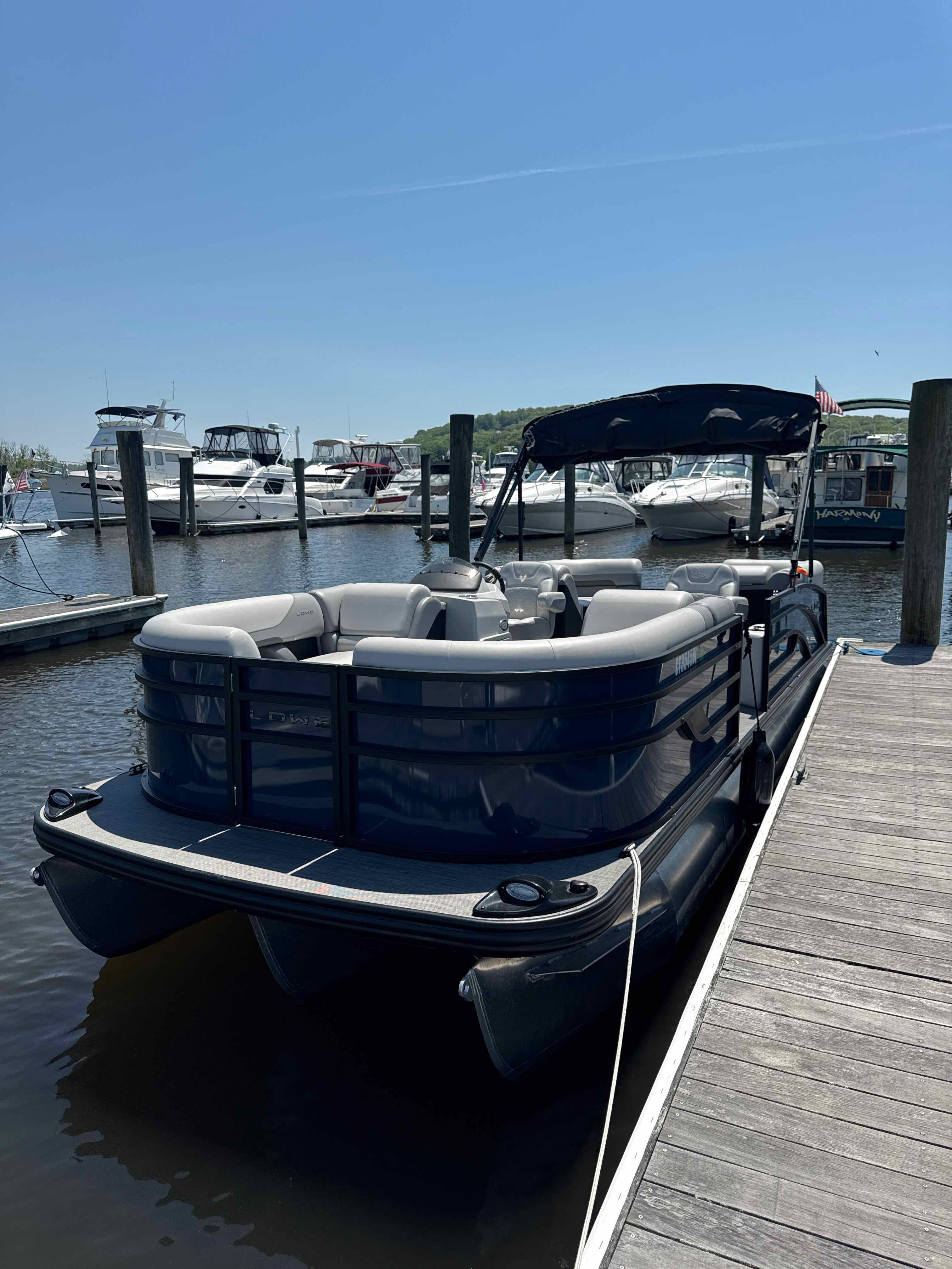 SMOOTH OPERATOR (23' LOWE Tritoon -150HP-Cruising/Fishing)