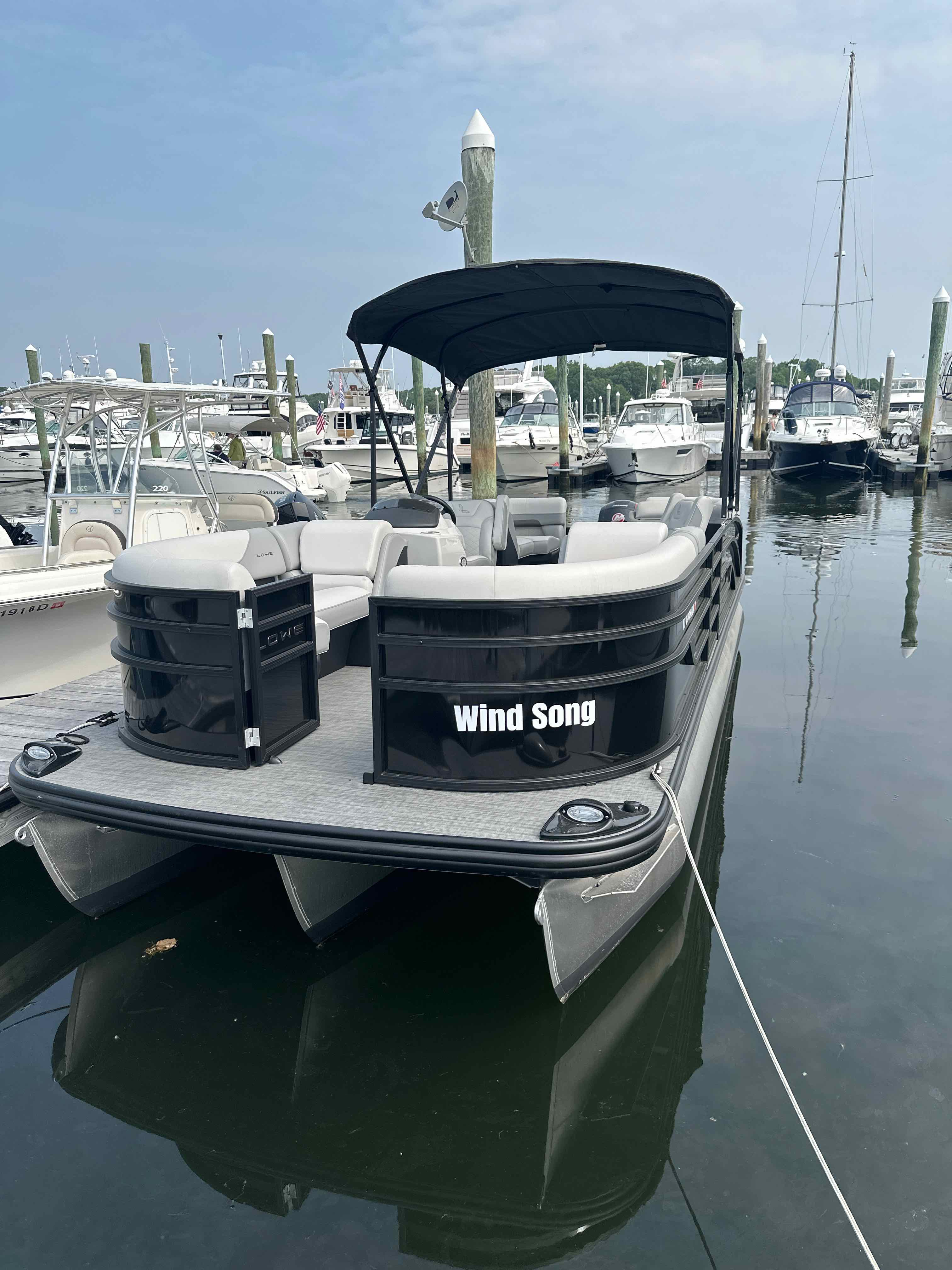 WIND SONG -Pontoon (23' LOWE SS230W 150XL MERCURY) BAY ONLY