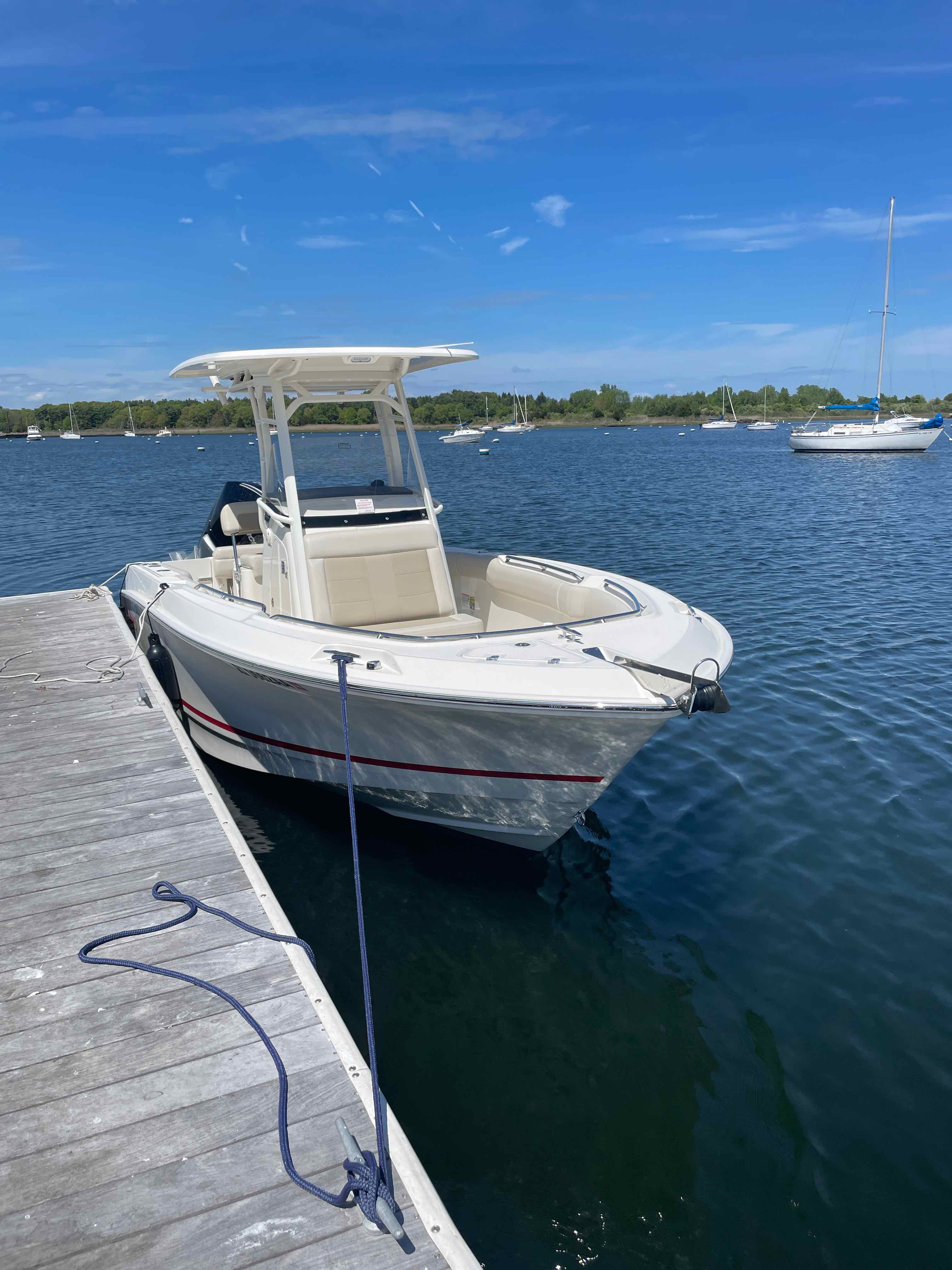 KEEPAH (23' Boston Whaler 230 Outrage 250HP Center Console-Cruising/Fishing)