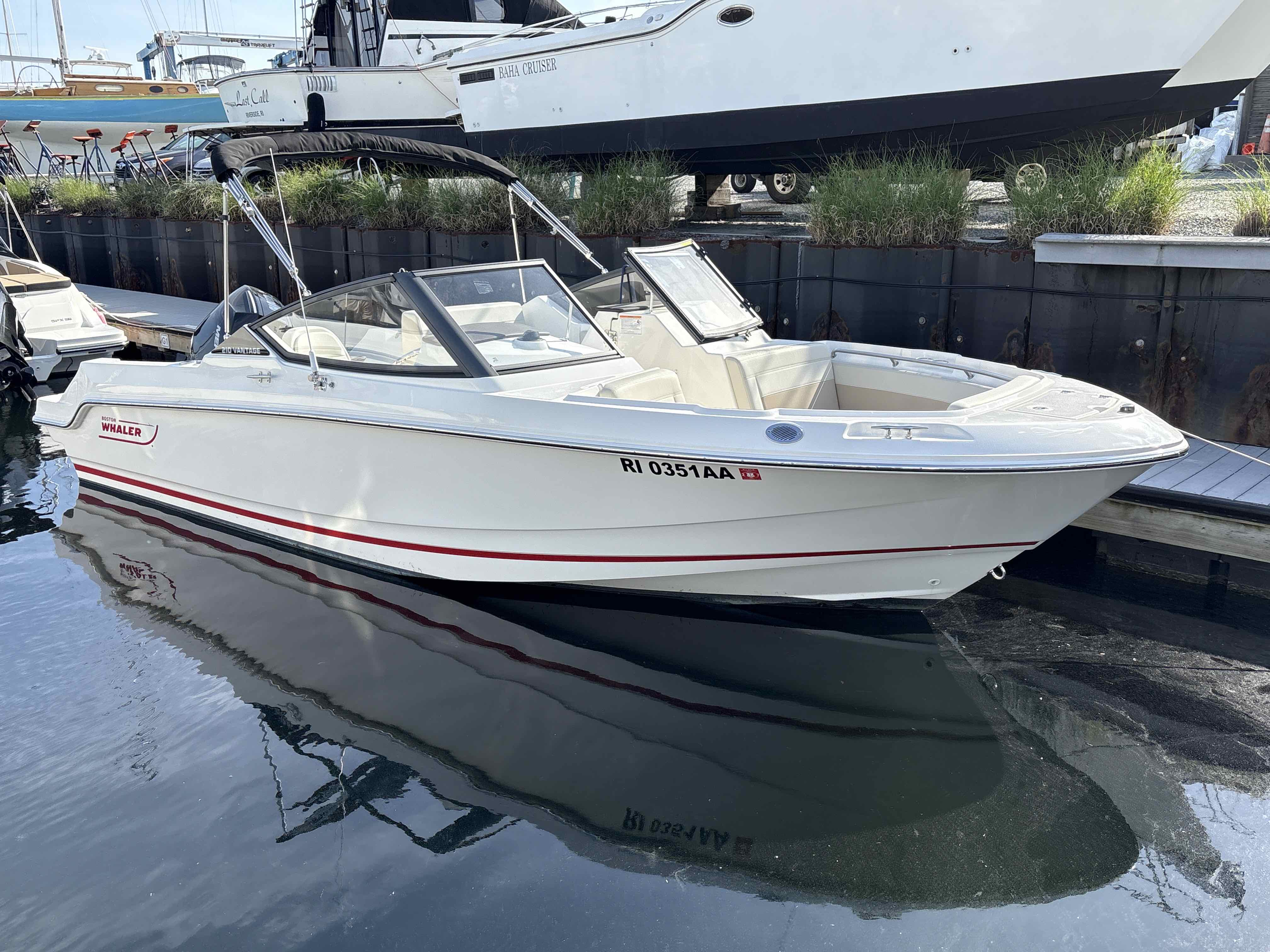 FLUKE SKYWALKER (21' Boston Whaler 225HP Dual Console-Cruising/Fishing) Bay Only