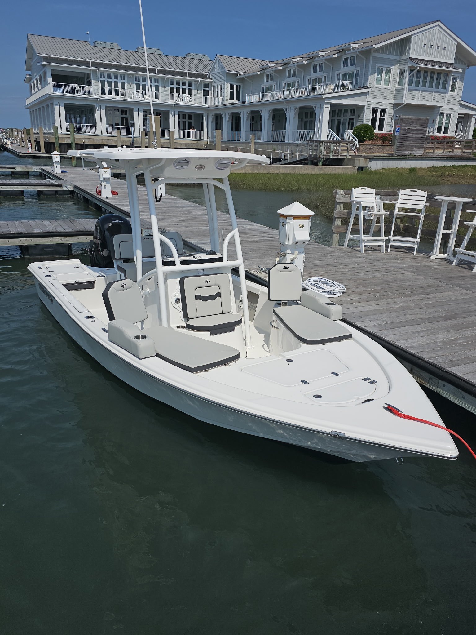 LITTLE BAY (21' Sea Pro 150HP Center Console-Fishing/Cruising)