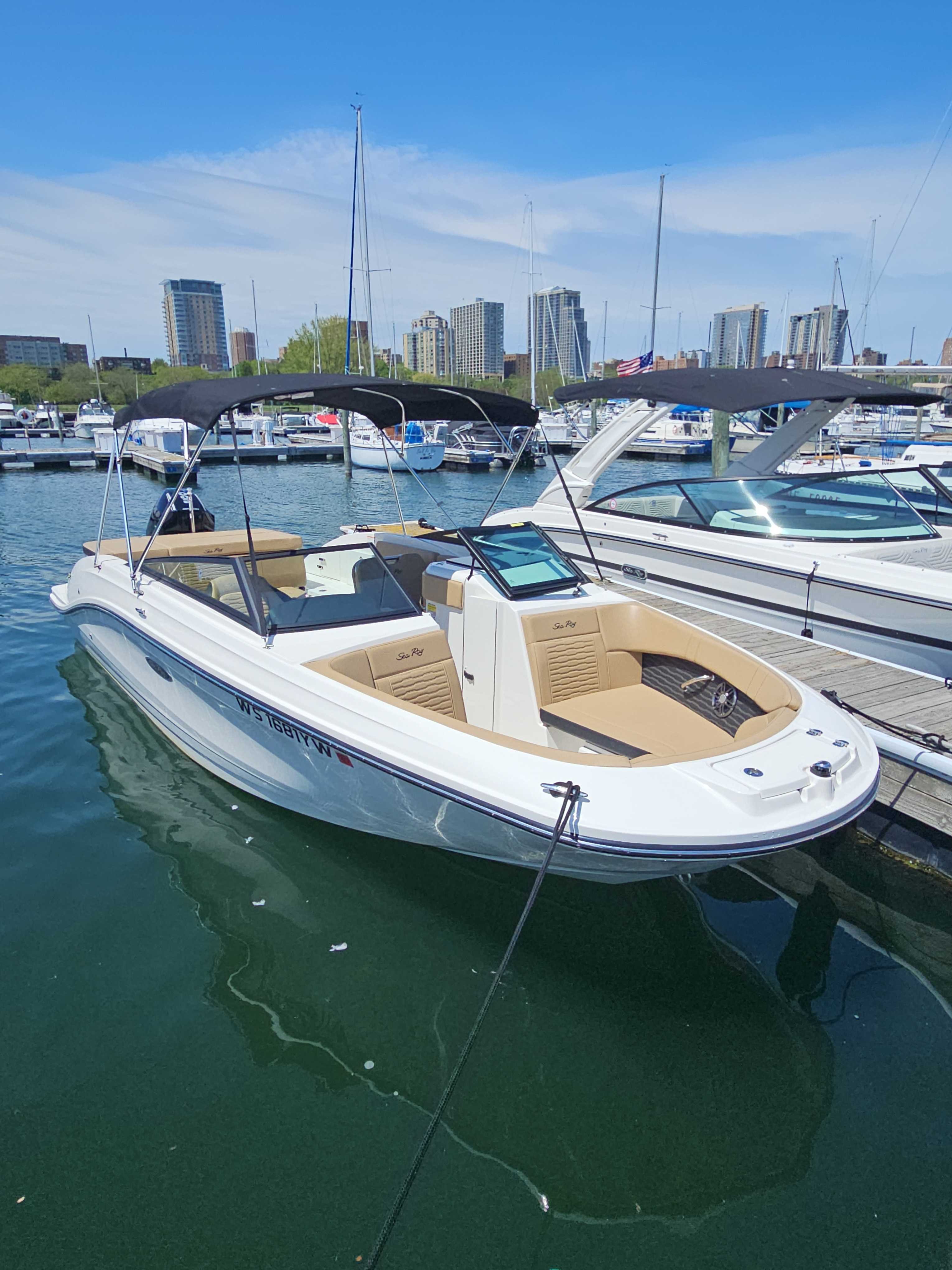 KNOTS (2025 Sea Ray Bowrider 200 HP)