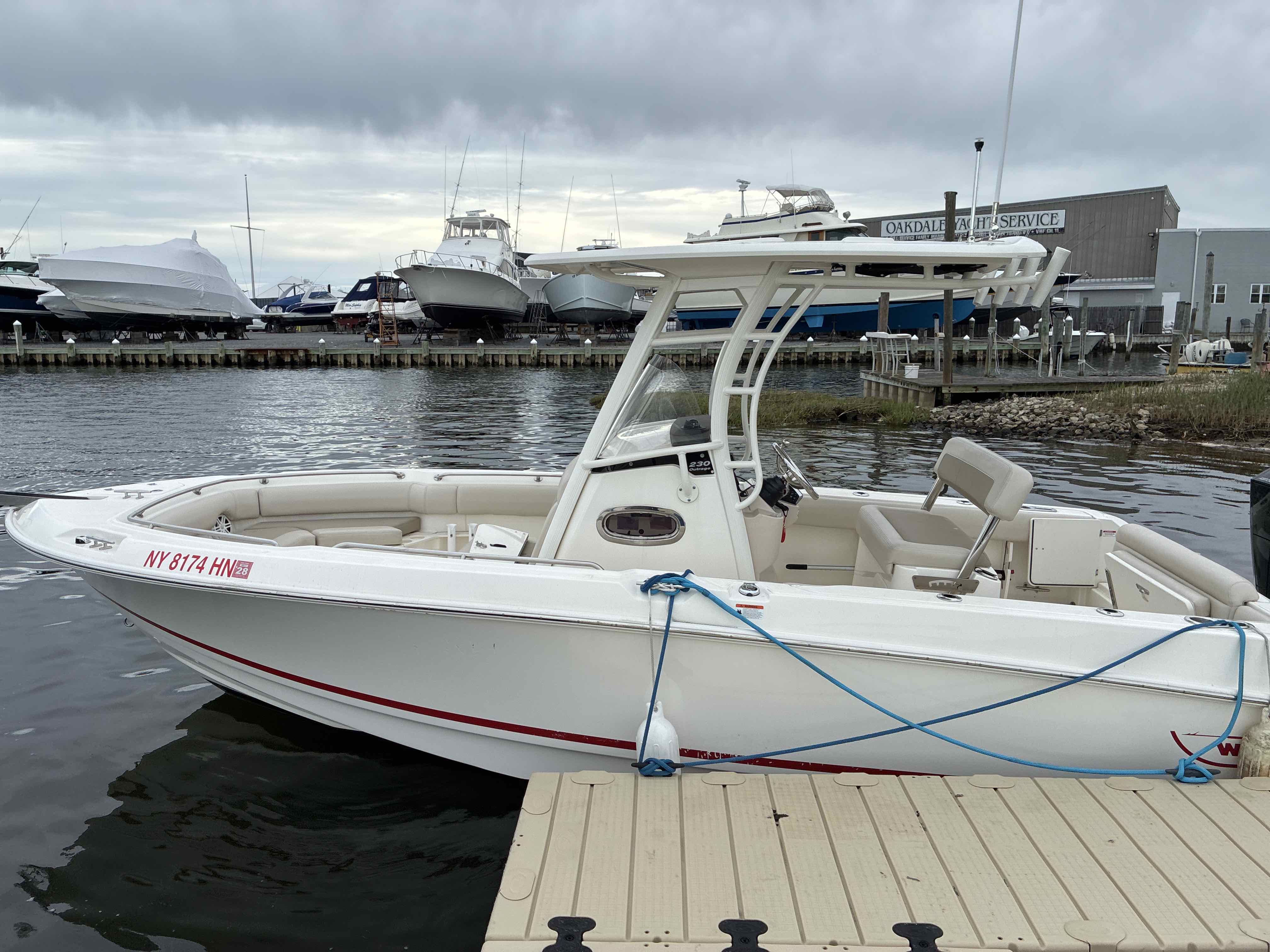 REEL CRANKY  (TRAINING)(23'Boston Whaler 230 Outrage 300HP Center Console)