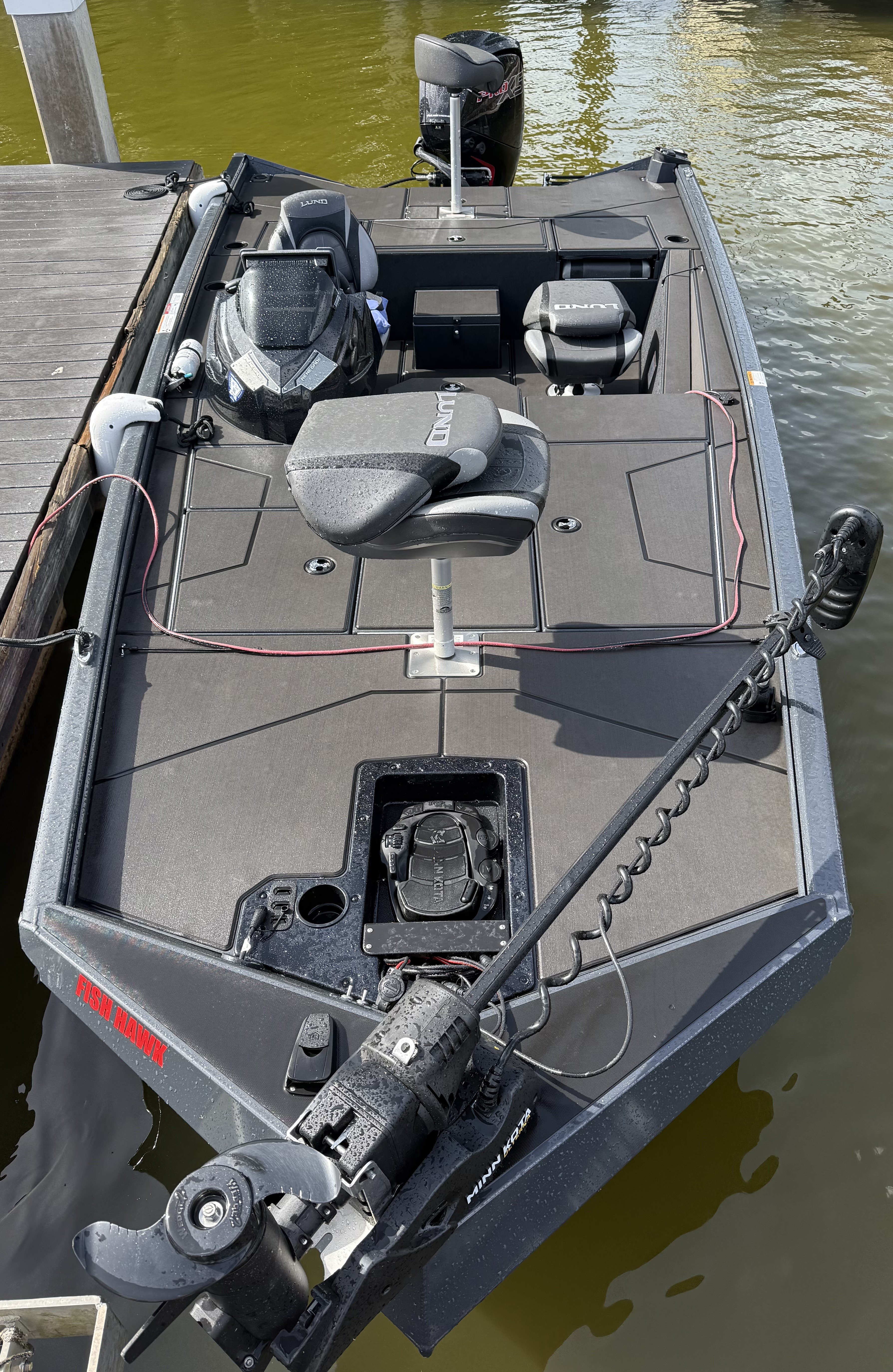 FISH HAWK (18' Lund Renegade, 115 hp Mercury)*NO TROLLING MOTOR