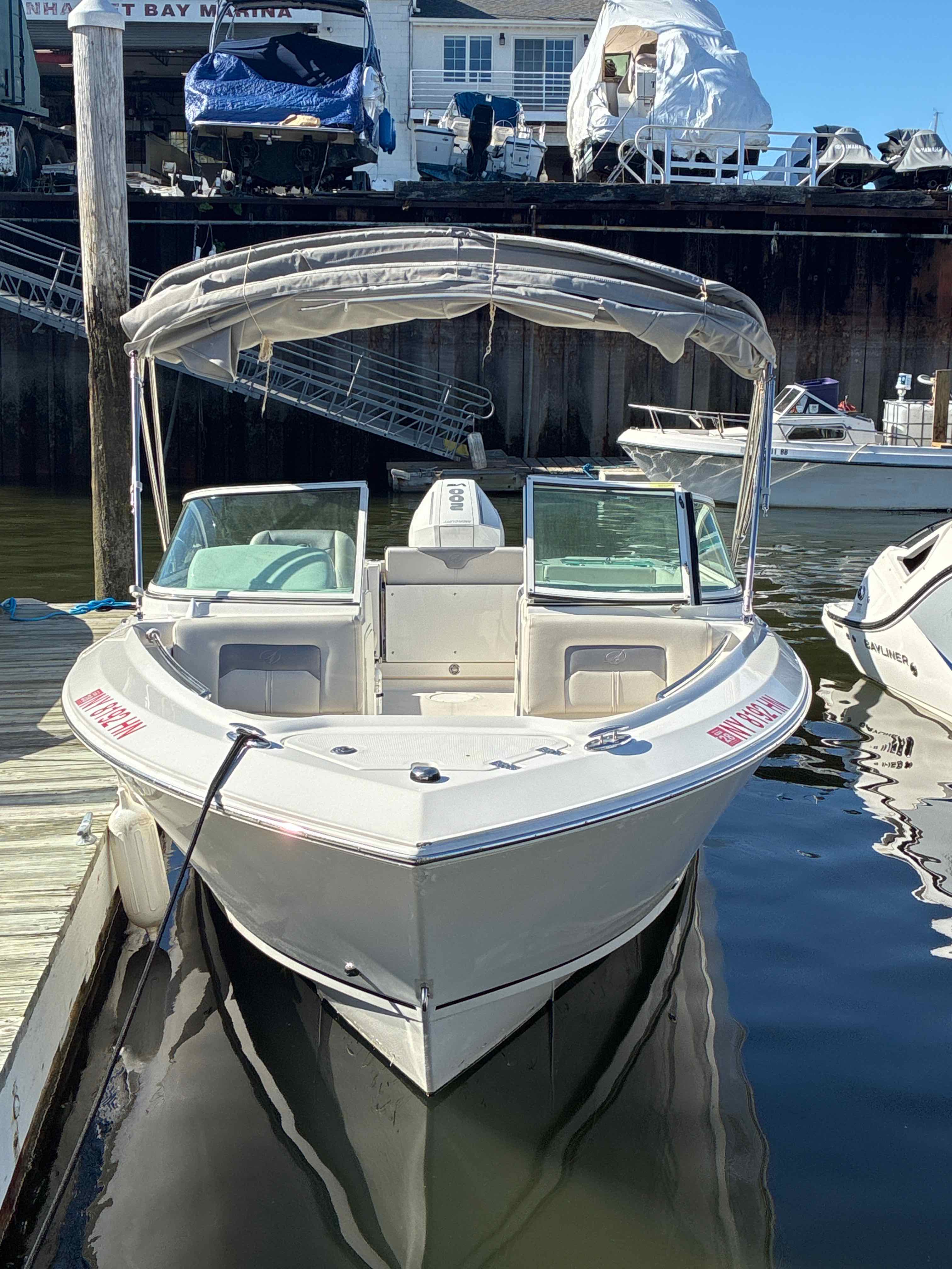 LADY LIBERTY (23' Sailfish Dual Console 200HP)