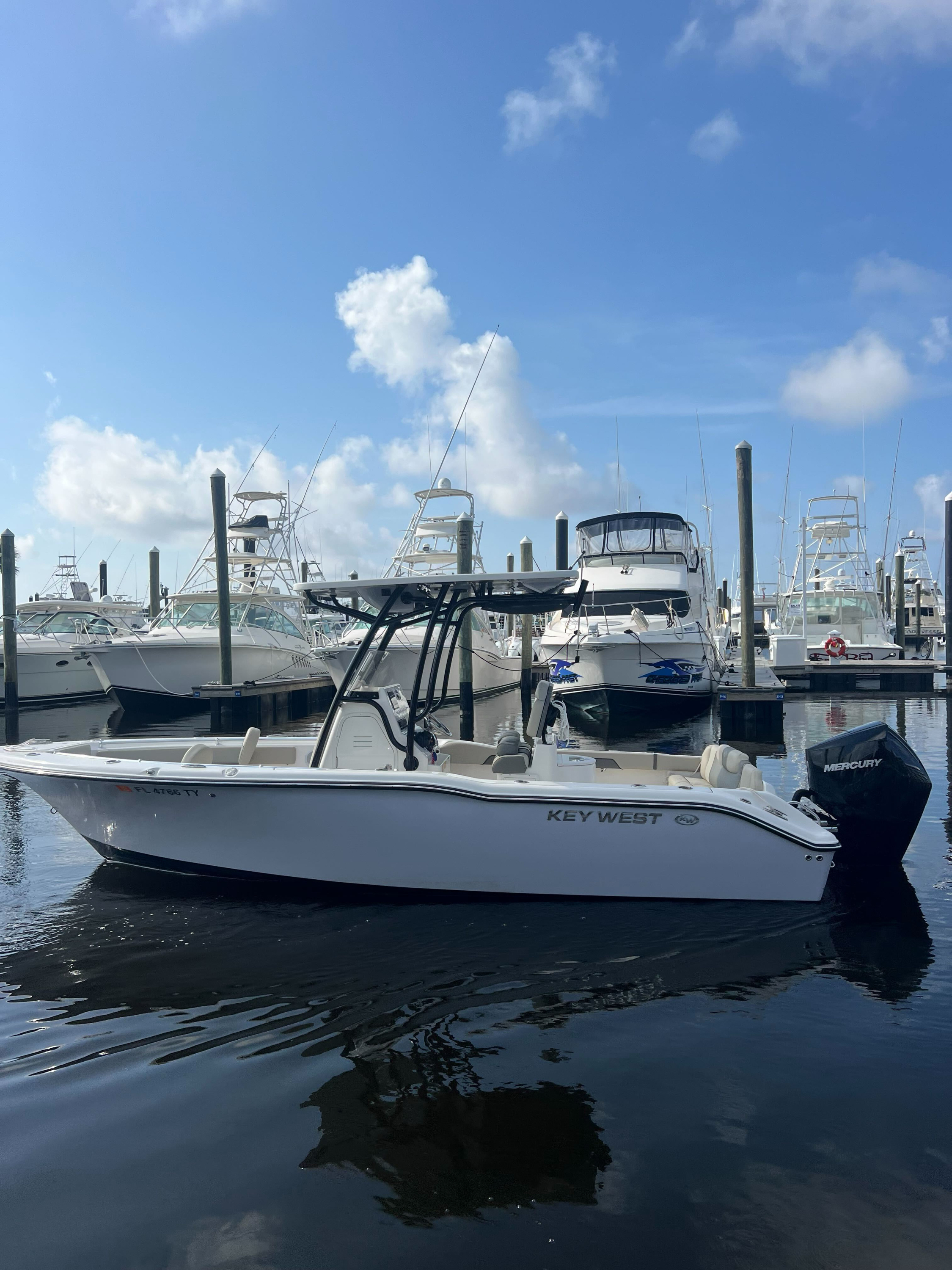 (335A) Key West Center Console (Vessel is Equipped with Electronic Throttle)