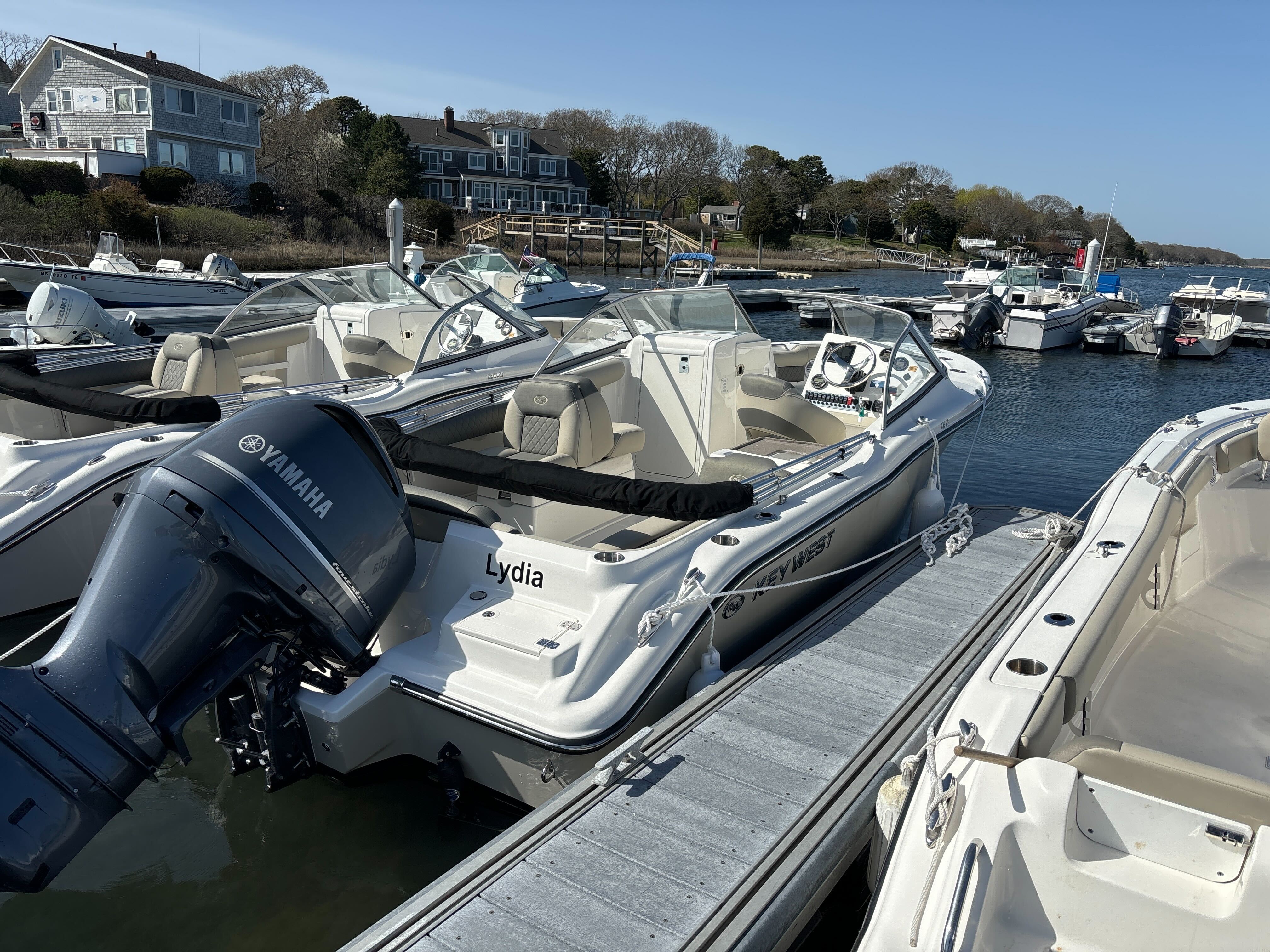 Lydia - 23' DC - (Fixed Bimini - Must Remain Installed)