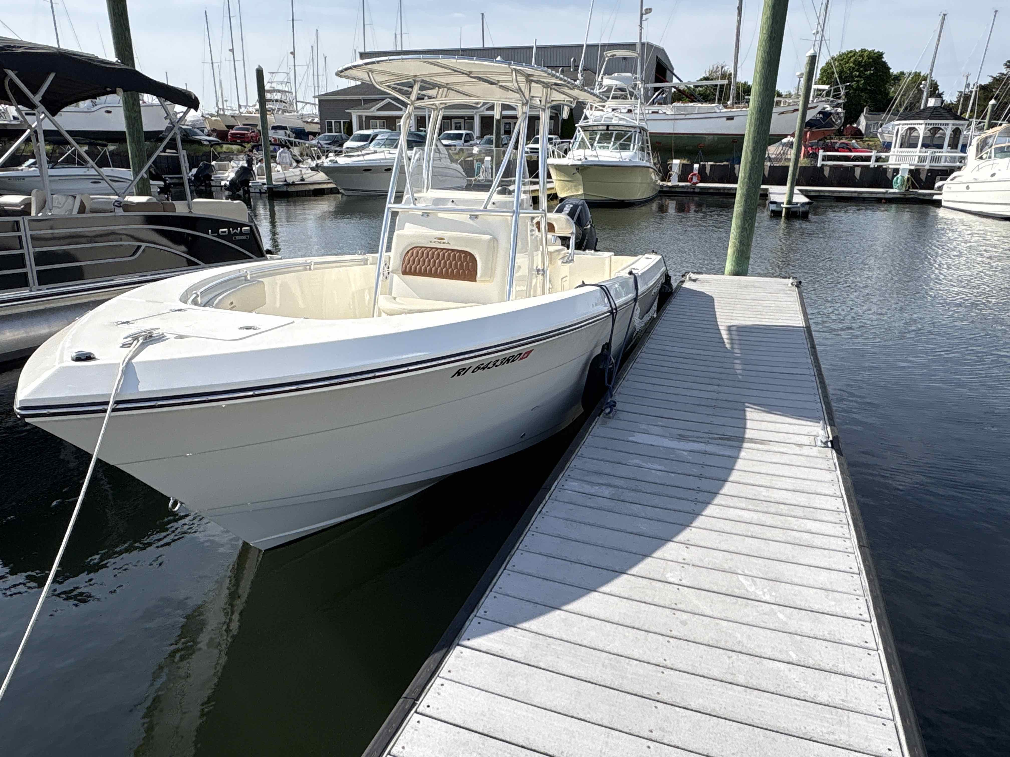 REEL DEAL (23' COBIA 237 CC 250XXL MERCURY)Bay/Near Shore