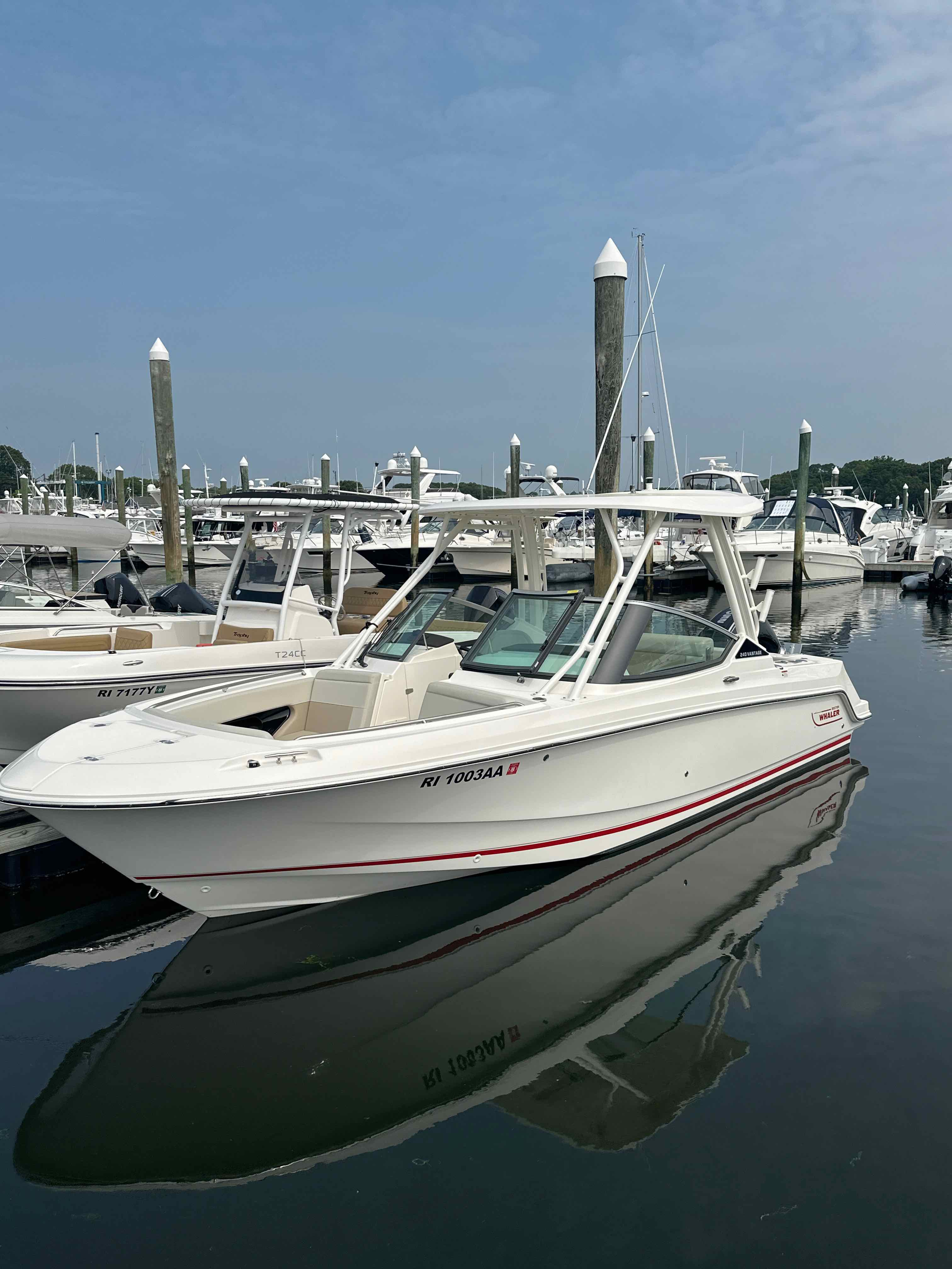 BIG DEAL (24' Boston Whaler 250HP Dual Console-Cruising/Fishing)Bay/Near Shore