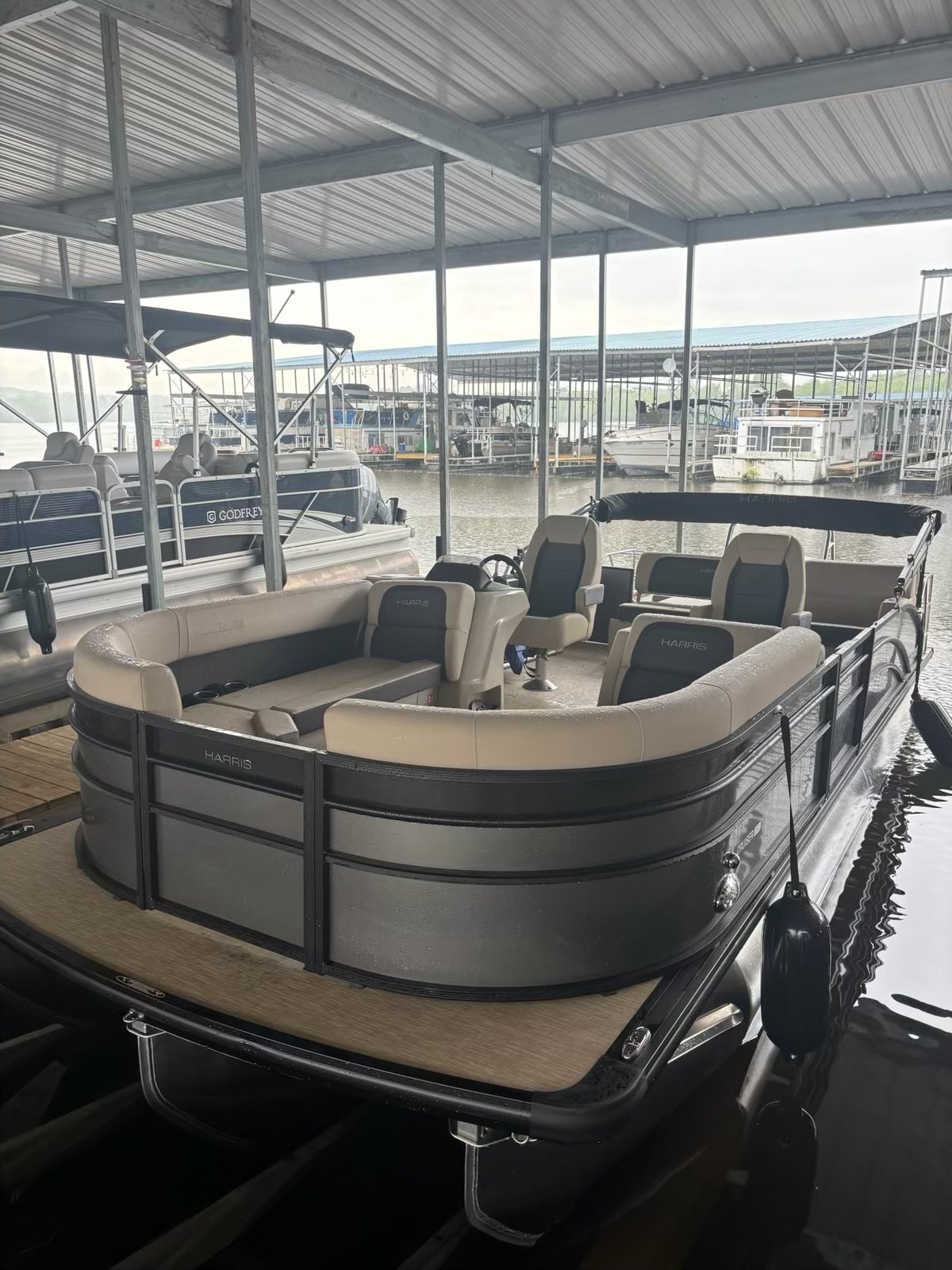 Anchor Down - Harris Cruiser - Tritoon