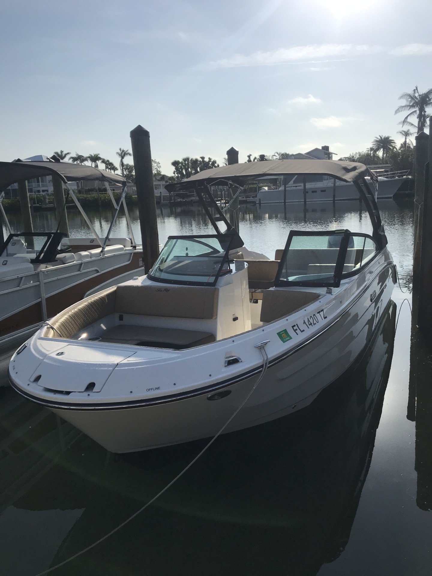 OFF LINE (25' Sea Ray Bowrider 250HP - Cruising Only)